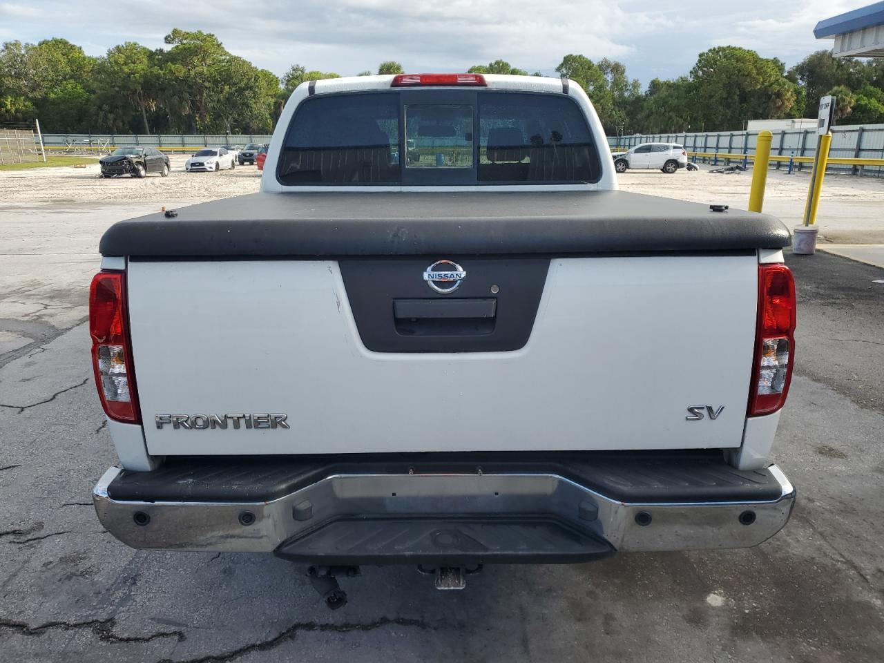 2016 Nissan Frontier S - Image 6