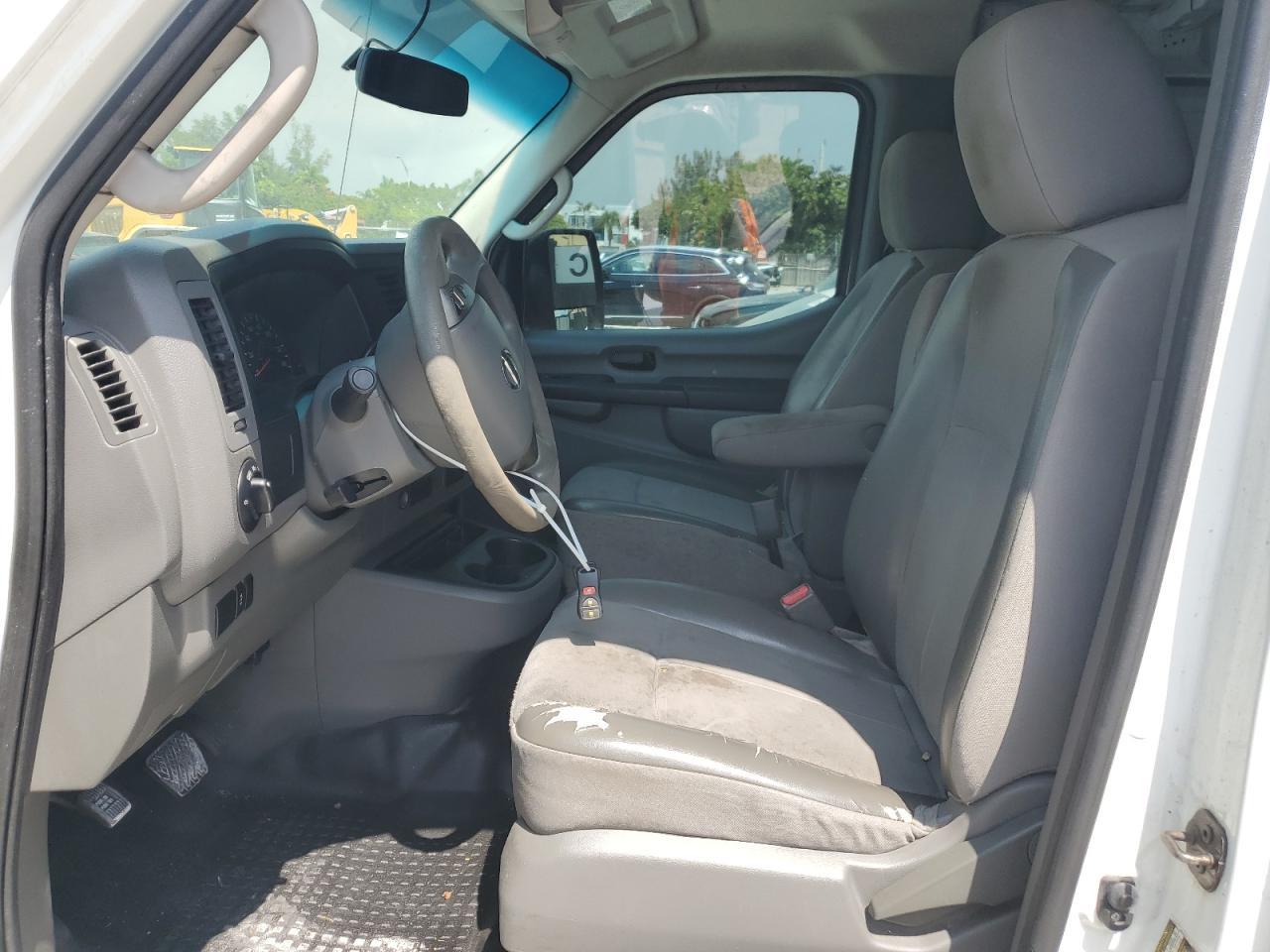 2014 Nissan Nv 1500 - Image 7