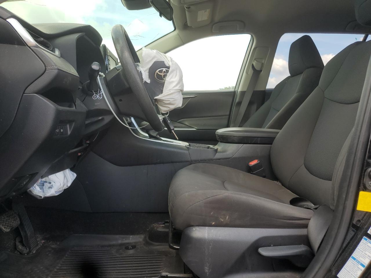 2019 Toyota Rav4 Le - Фото 7