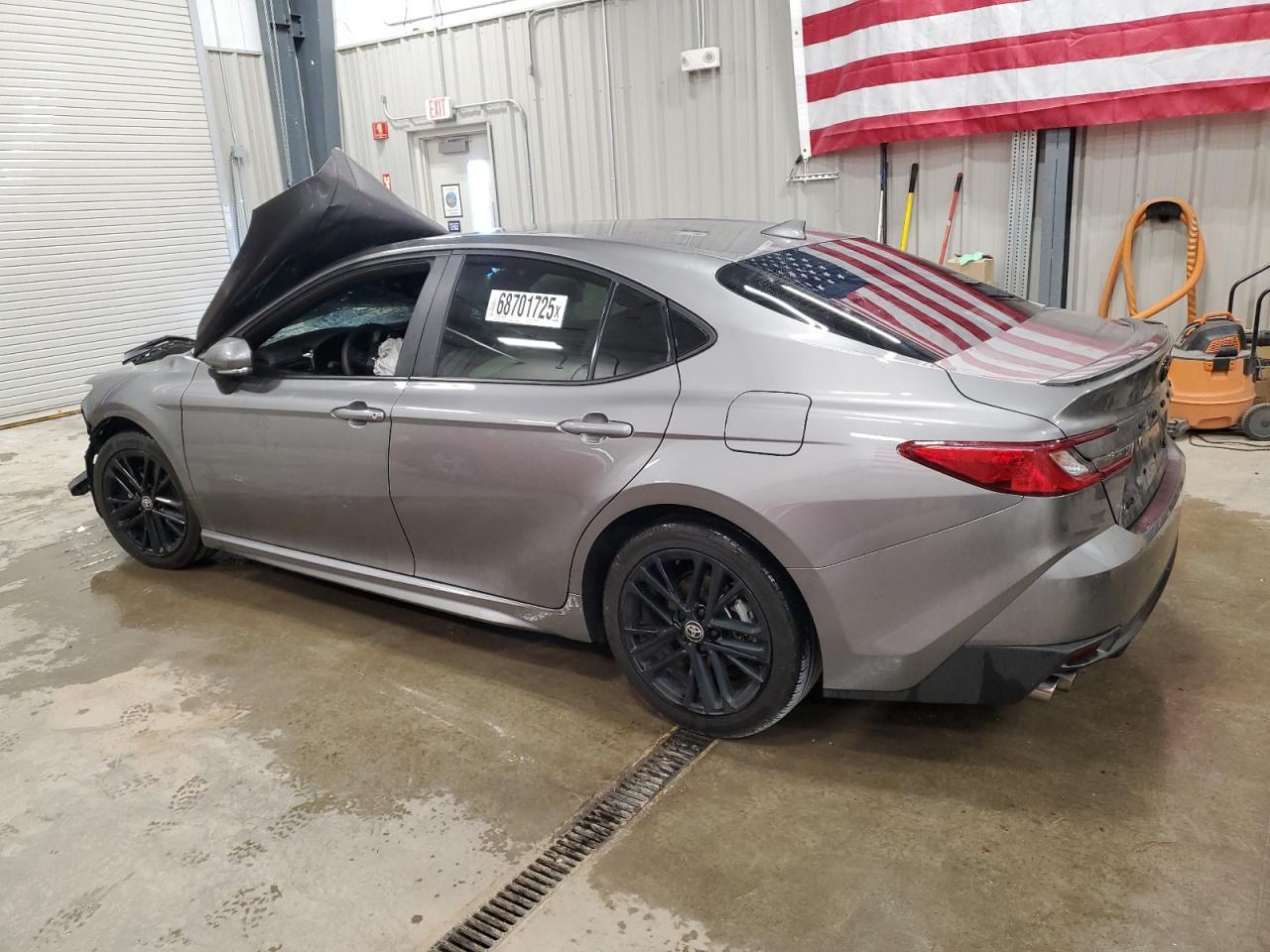 2025 Toyota Camry Xse - Фото 2
