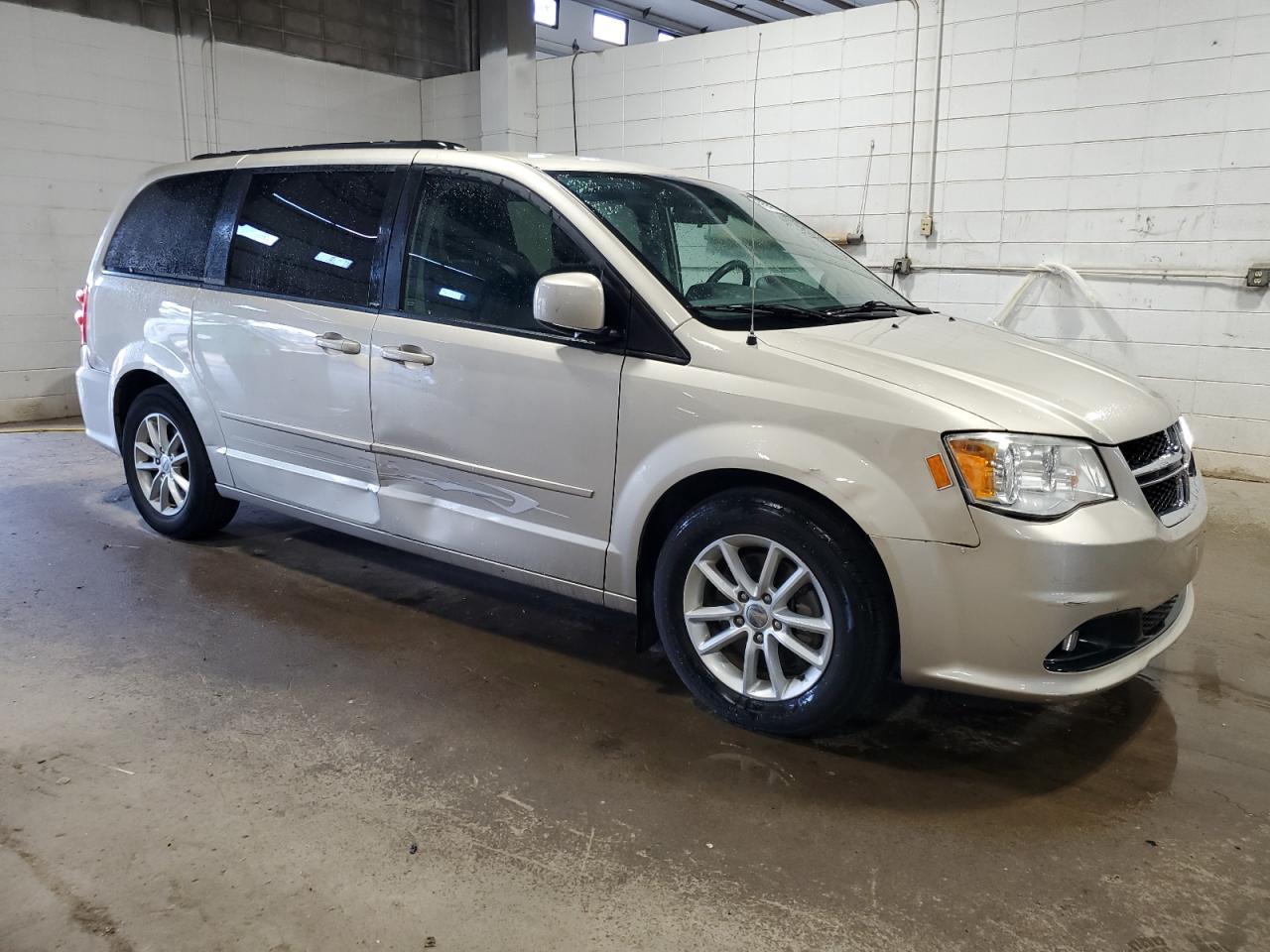 2014 Dodge Grand Caravan Sxt - Image 4