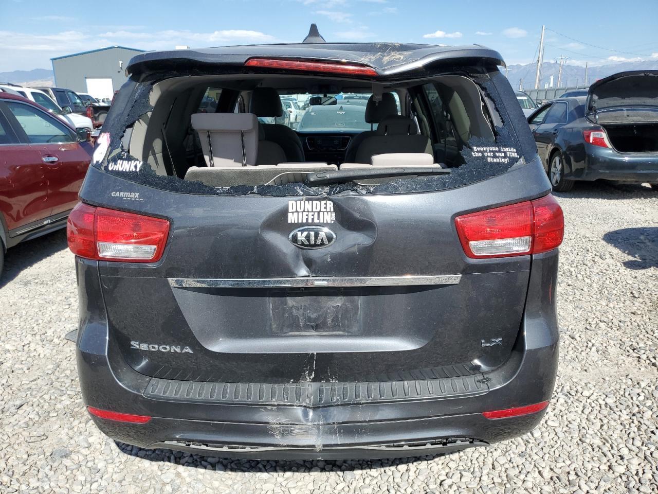 2017 Kia Sedona Lx - Фото 6