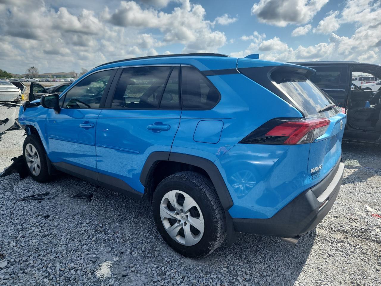 2019 Toyota Rav4 Le - Фото 2