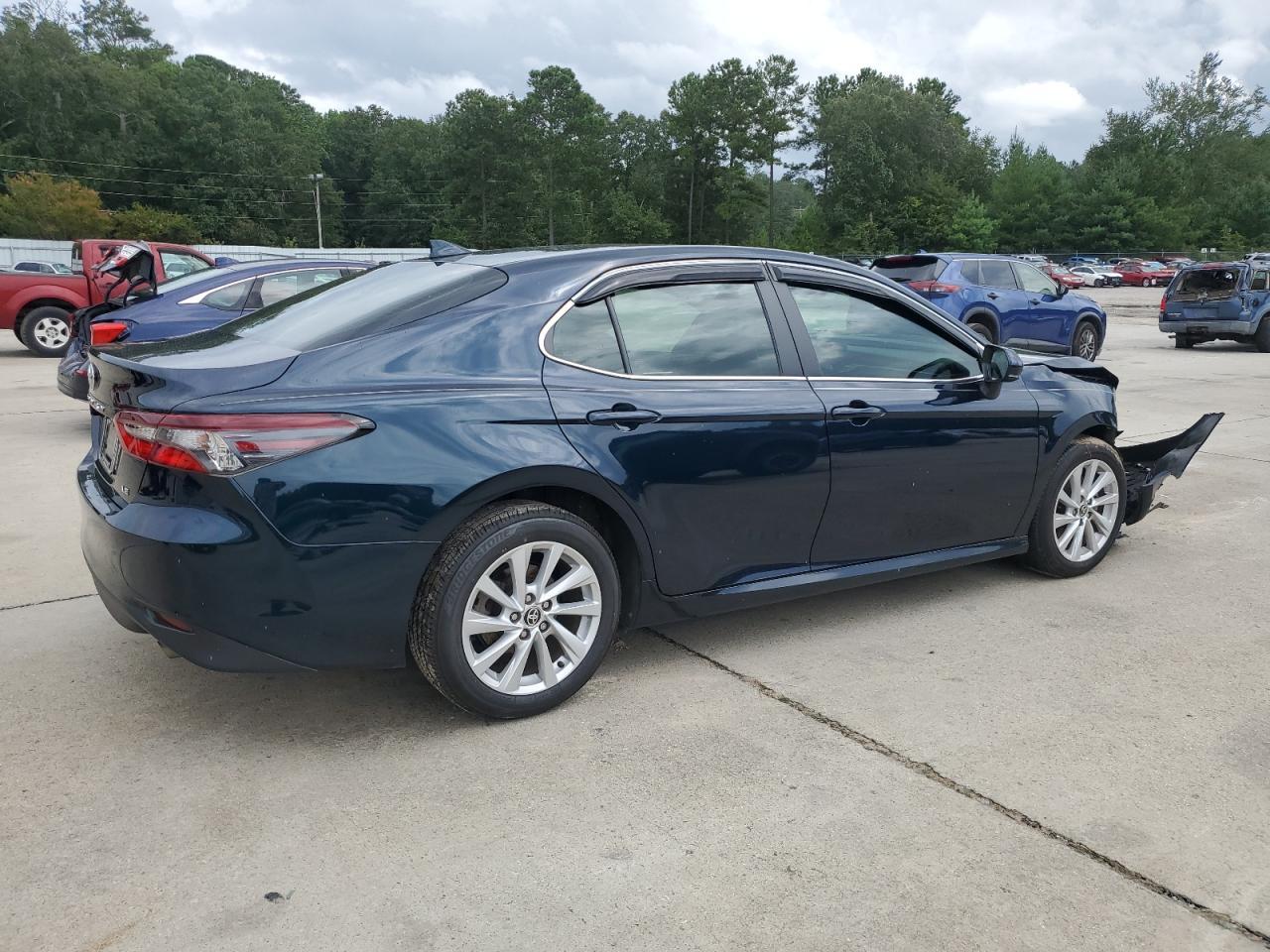 2021 Toyota Camry Le - Image 3