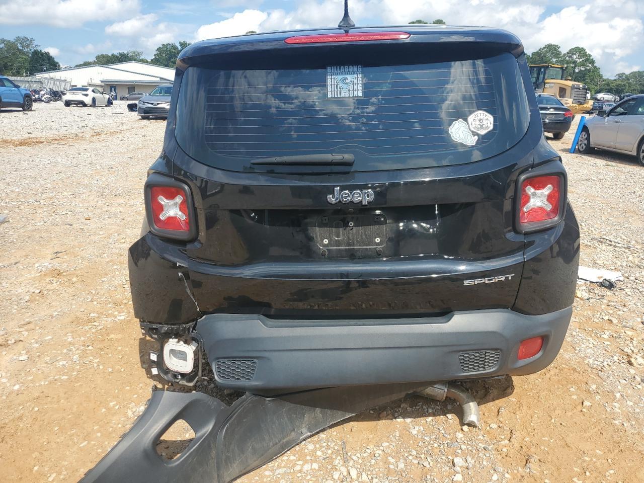 2016 Jeep Renegade Sport - Image 6