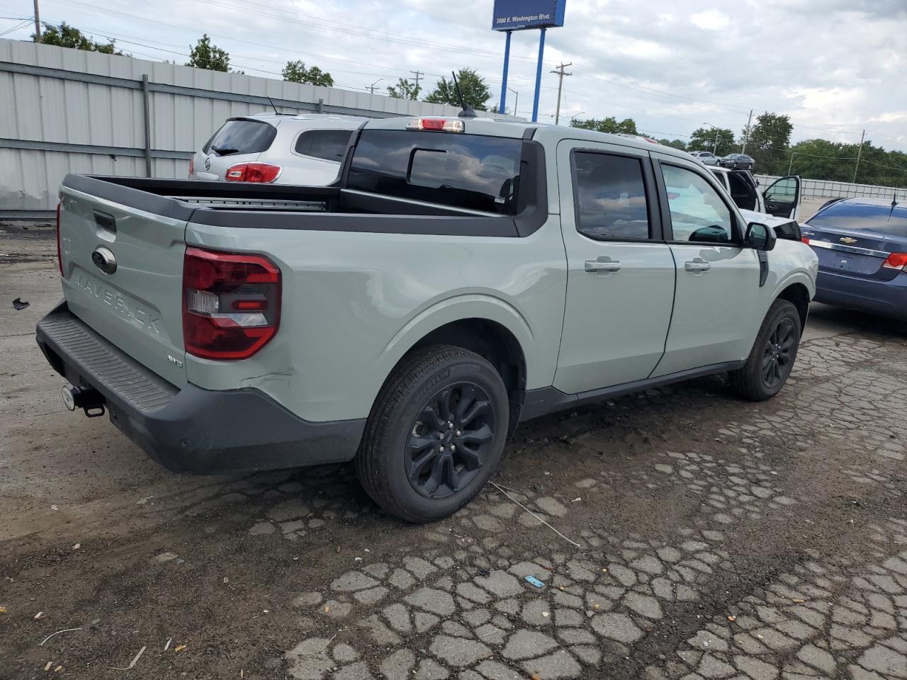 2024 Ford Maverick Lariat - Image 3