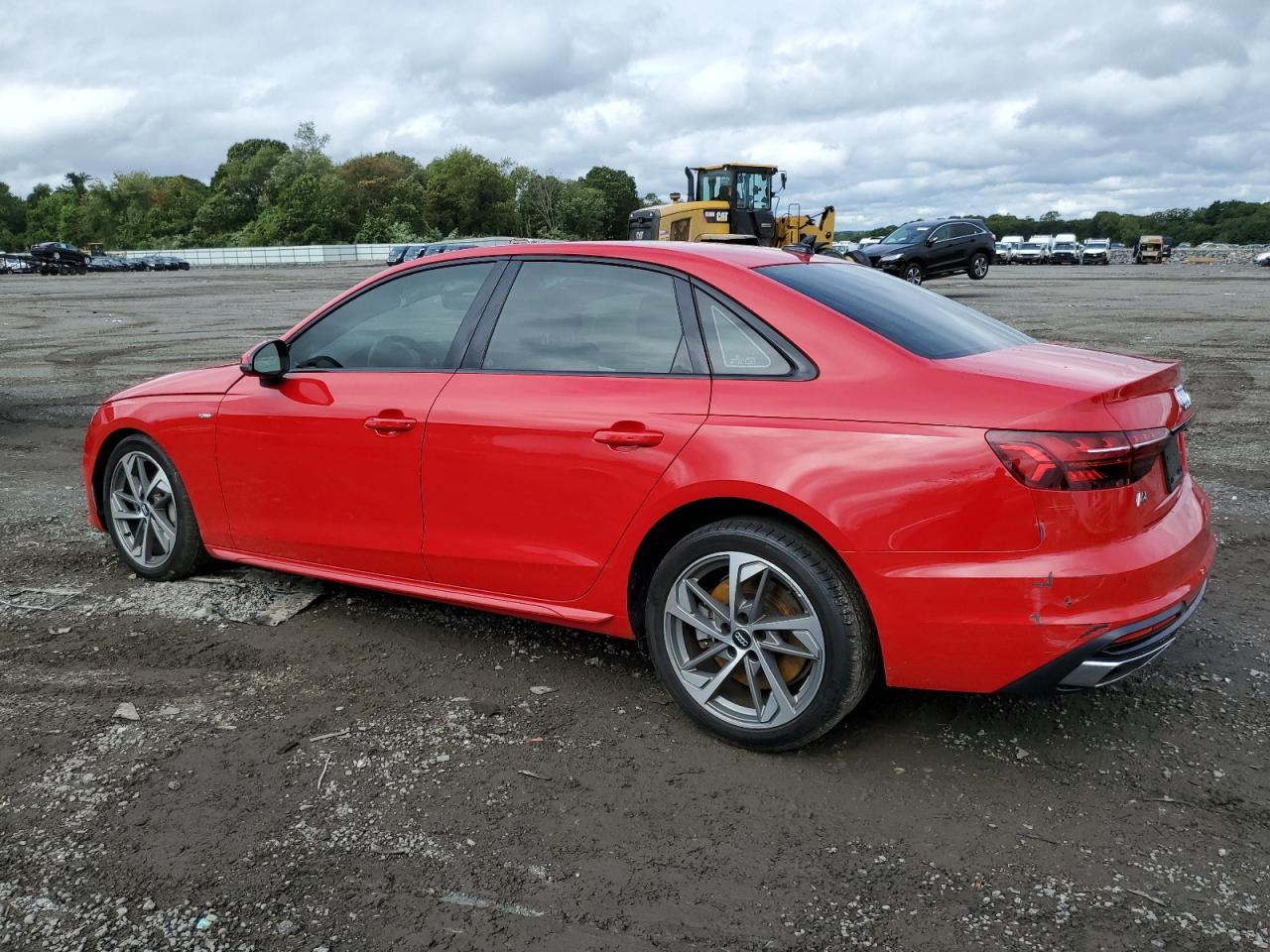 2021 Audi A4 Premium Plus 45 - Фото 2