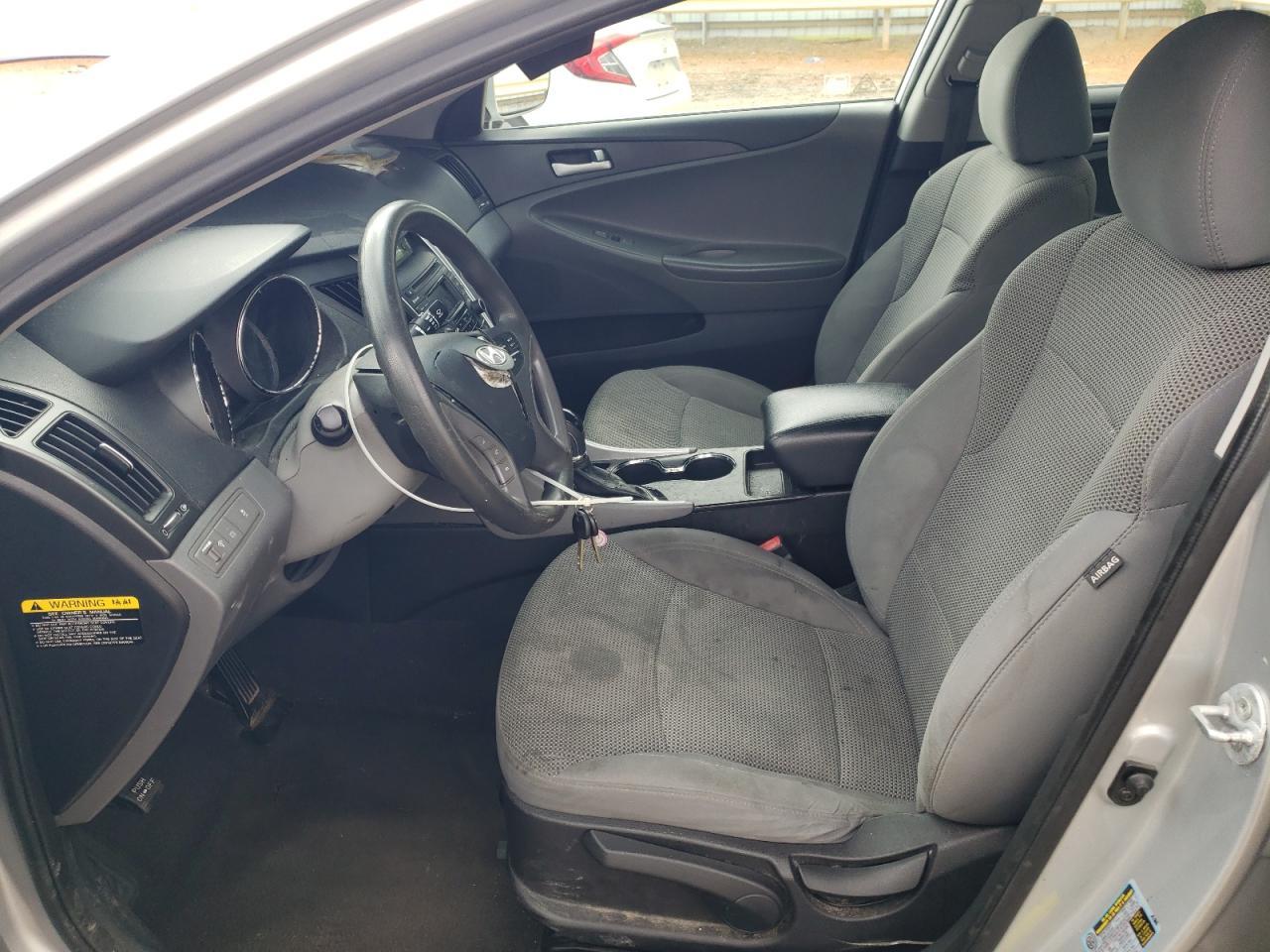 2014 Hyundai Sonata Gls - Image 7