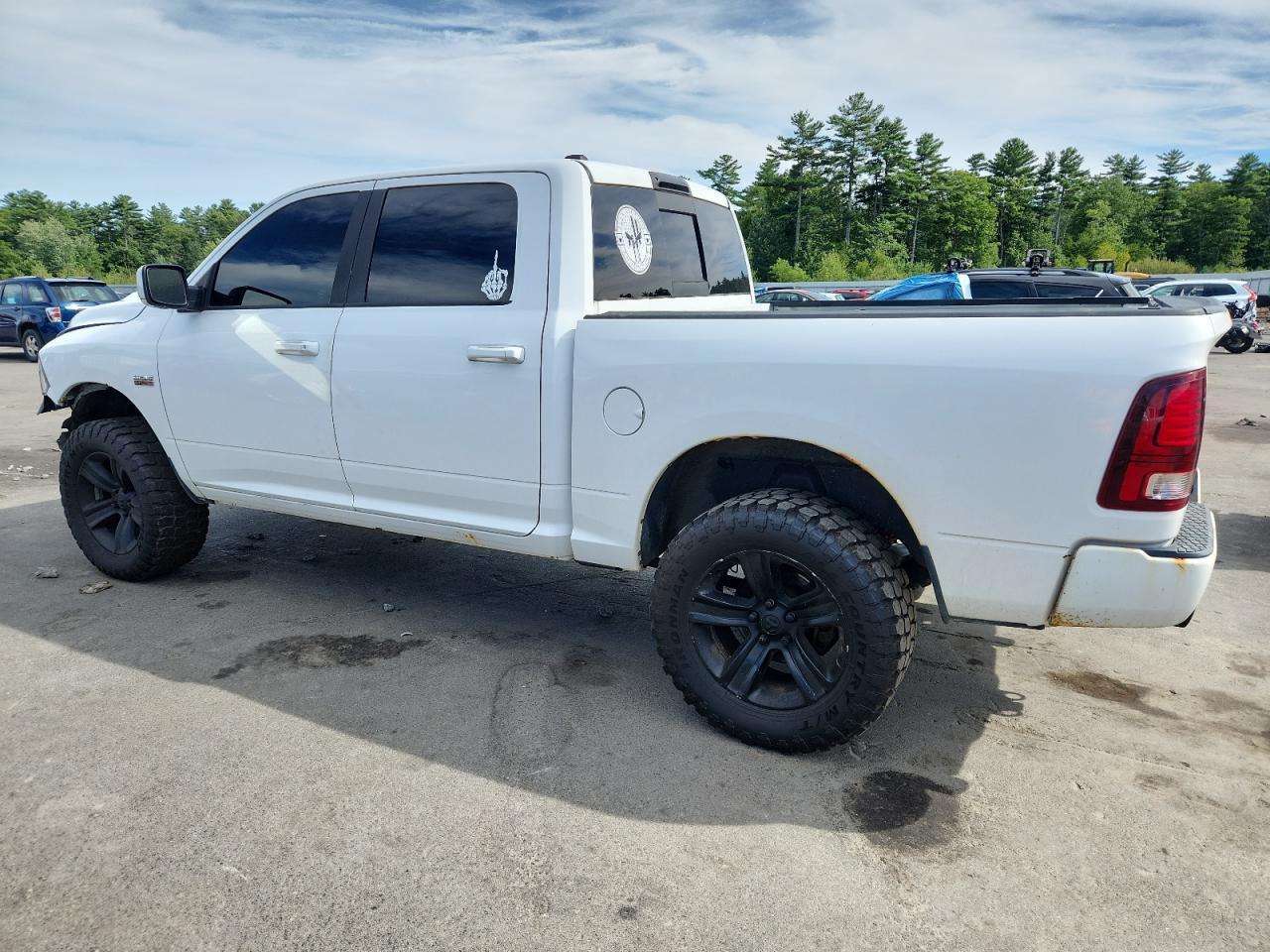 2015 Ram 1500 Sport - Фото 2