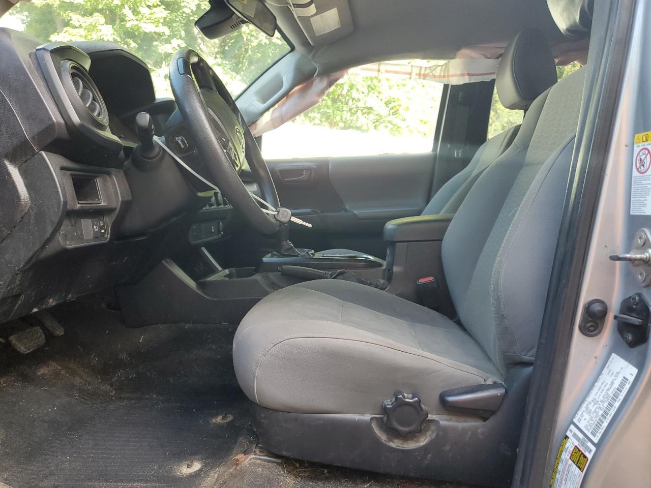 2019 Toyota Tacoma Access Cab - Image 7