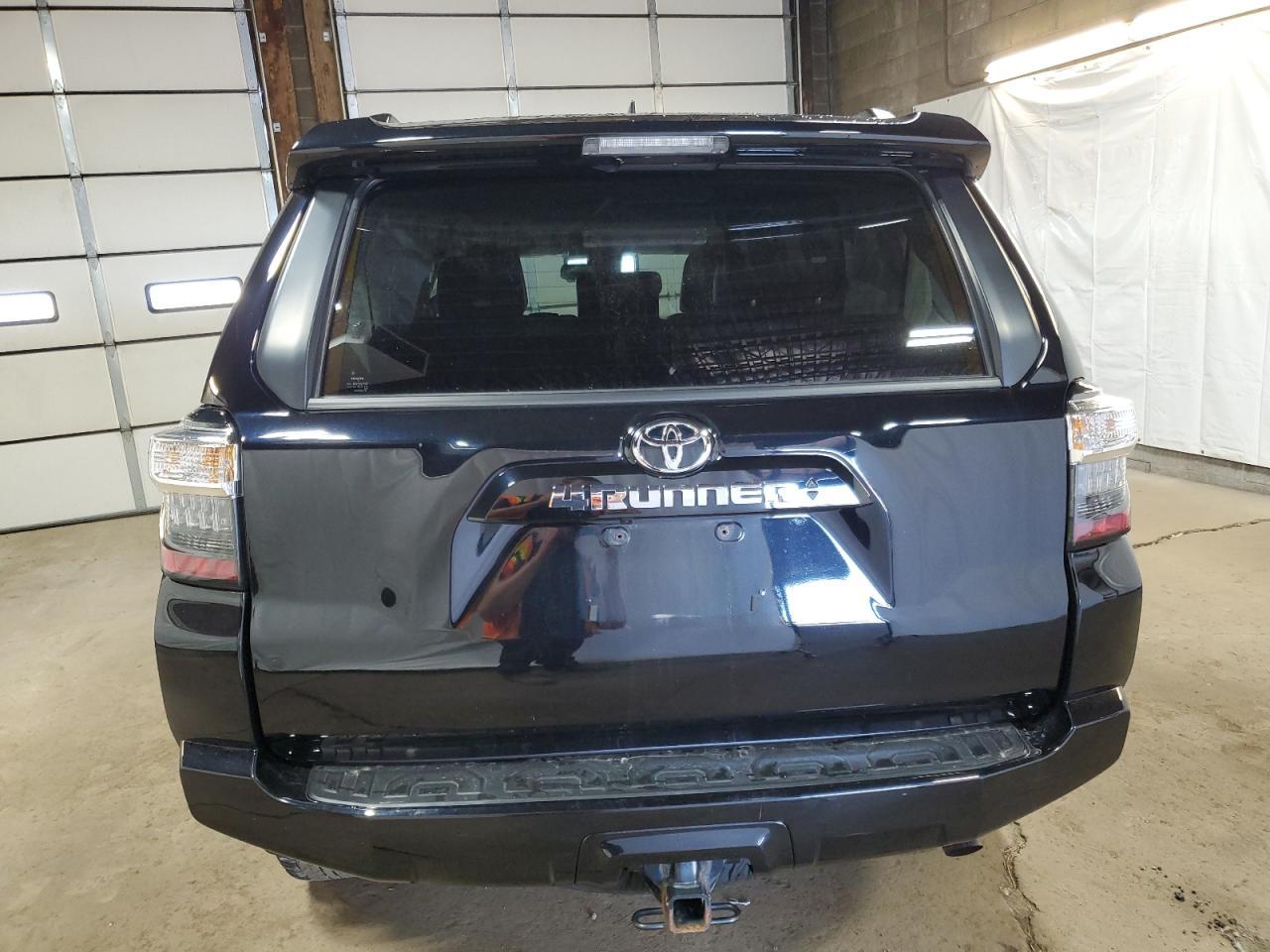 2023 Toyota 4Runner Se - Фото 6