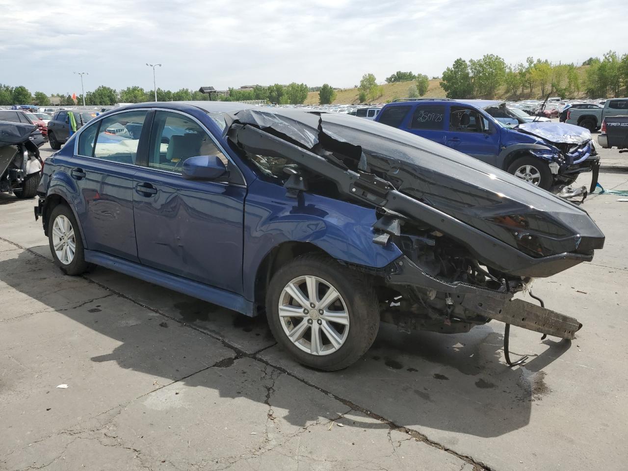2011 Subaru Legacy 2.5I Premium - Image 4