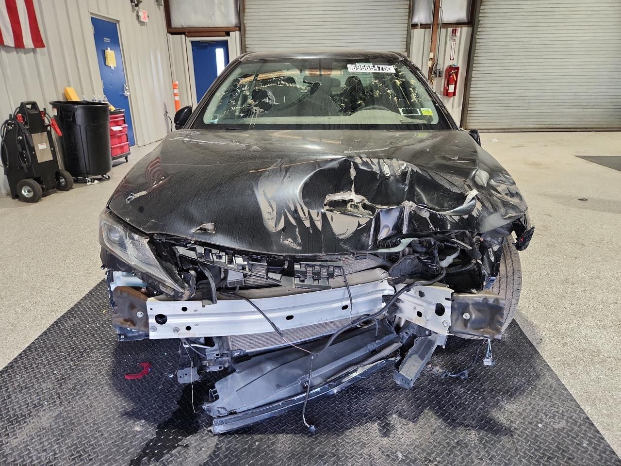 2019 Toyota Camry L - Image 5