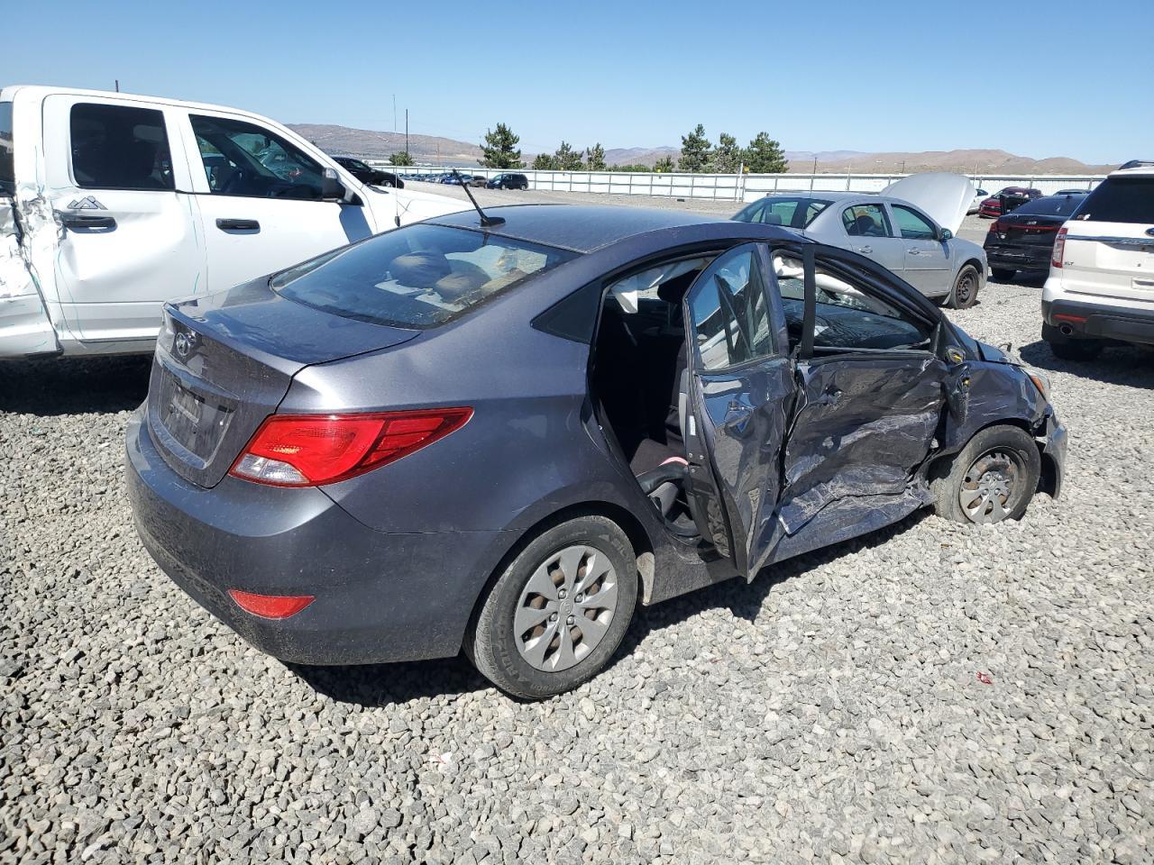 2015 Hyundai Accent Gls - Фото 3