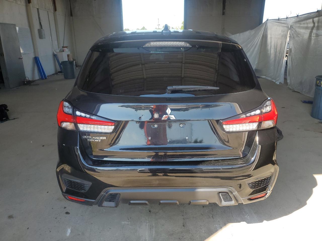 2020 Mitsubishi Outlander Sport Es - Image 6