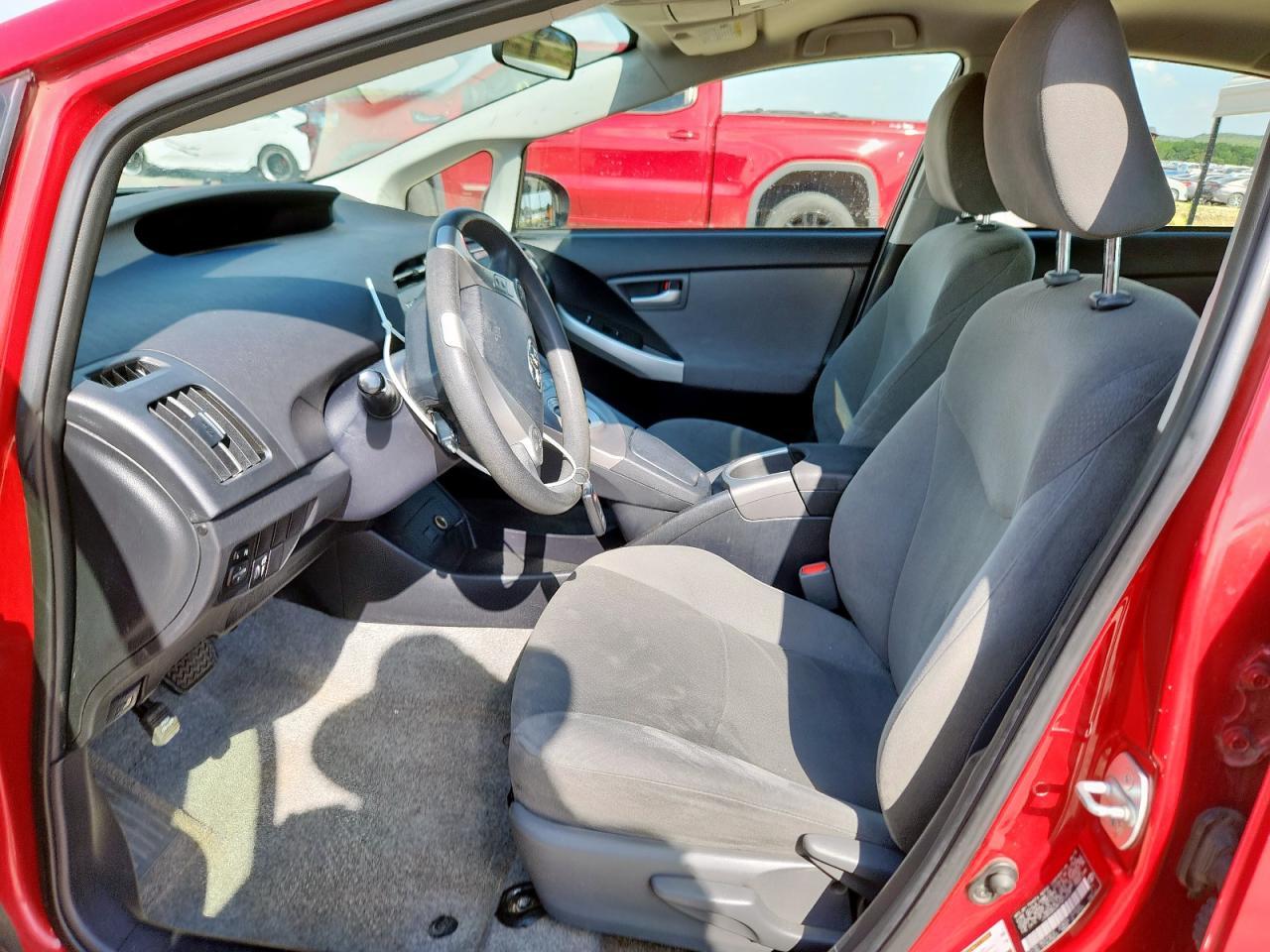 2015 Toyota Prius - Фото 7
