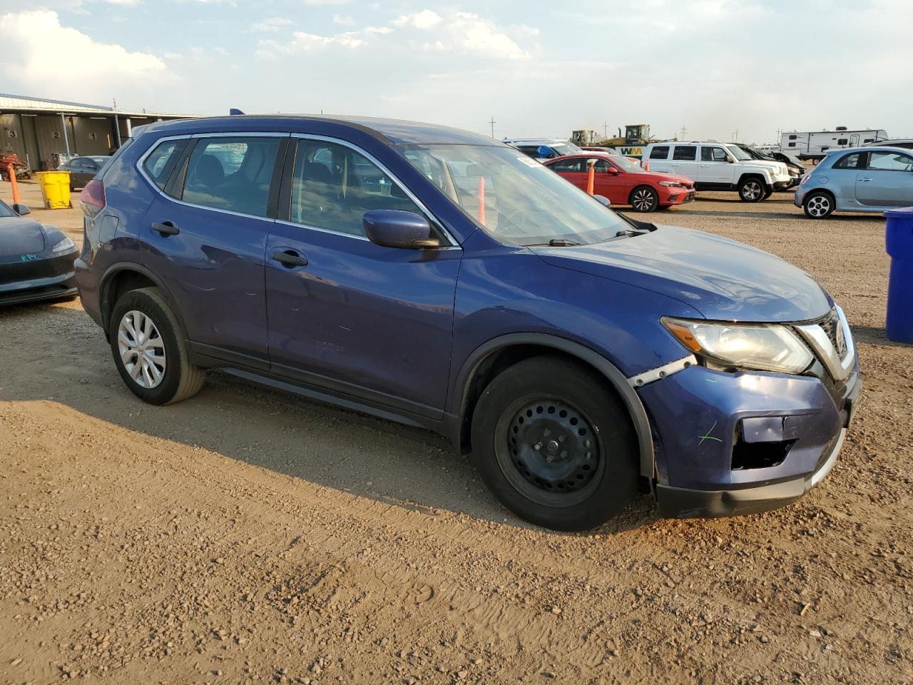 2018 Nissan Rogue S - Фото 4