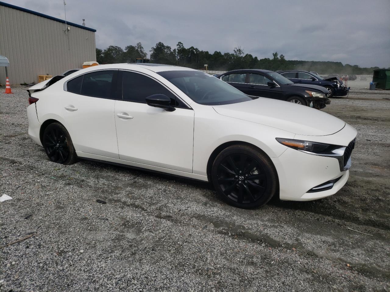 2024 Mazda 3 Premium Plus - Фото 4