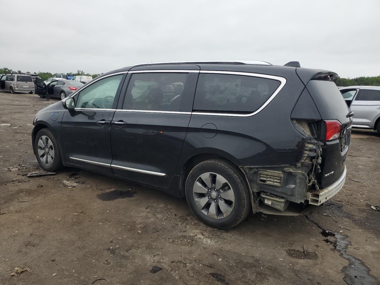 2018 Chrysler Pacifica Hybrid Limited - Фото 2