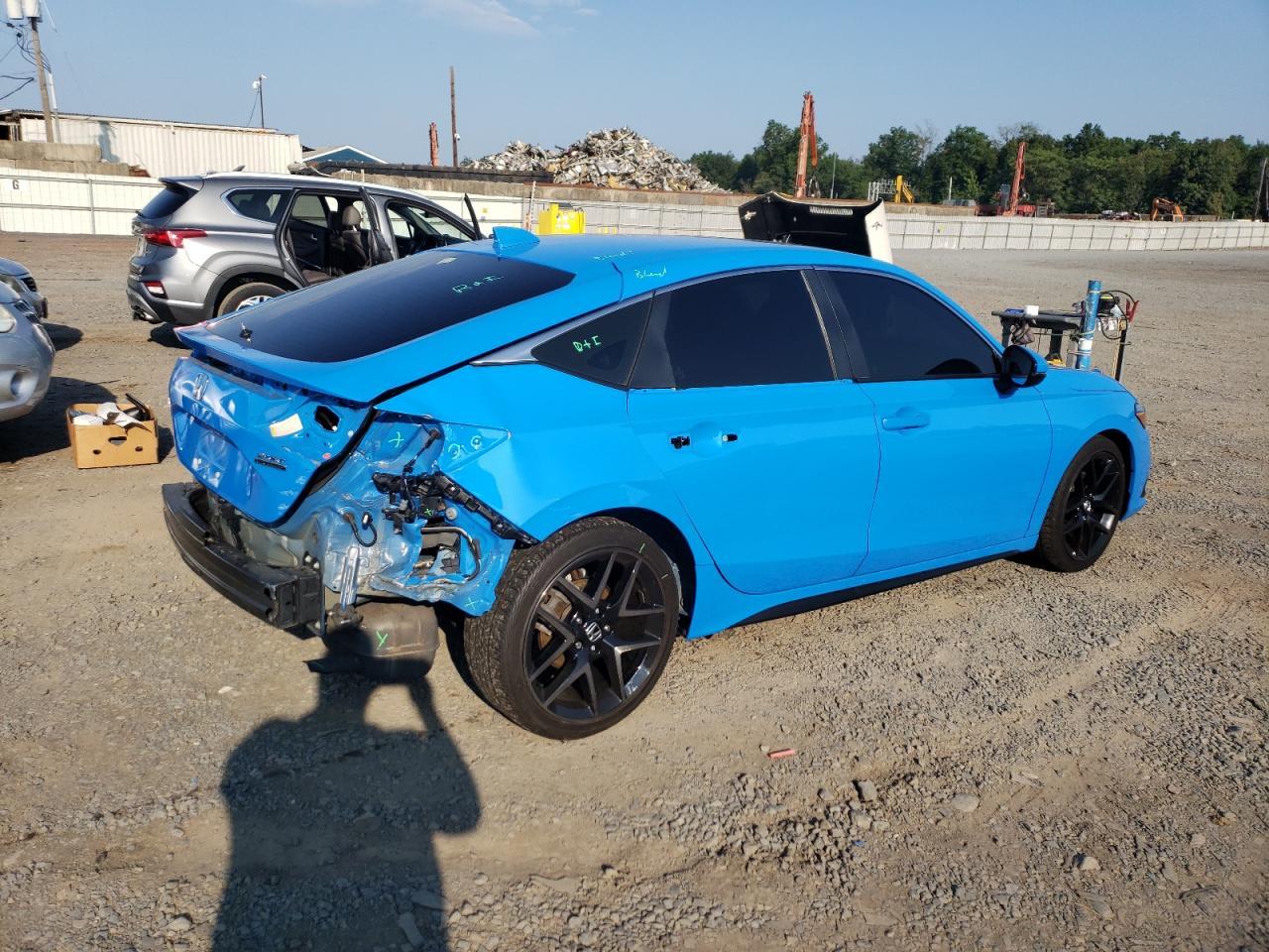 2023 Honda Civic Sport Touring - Image 3