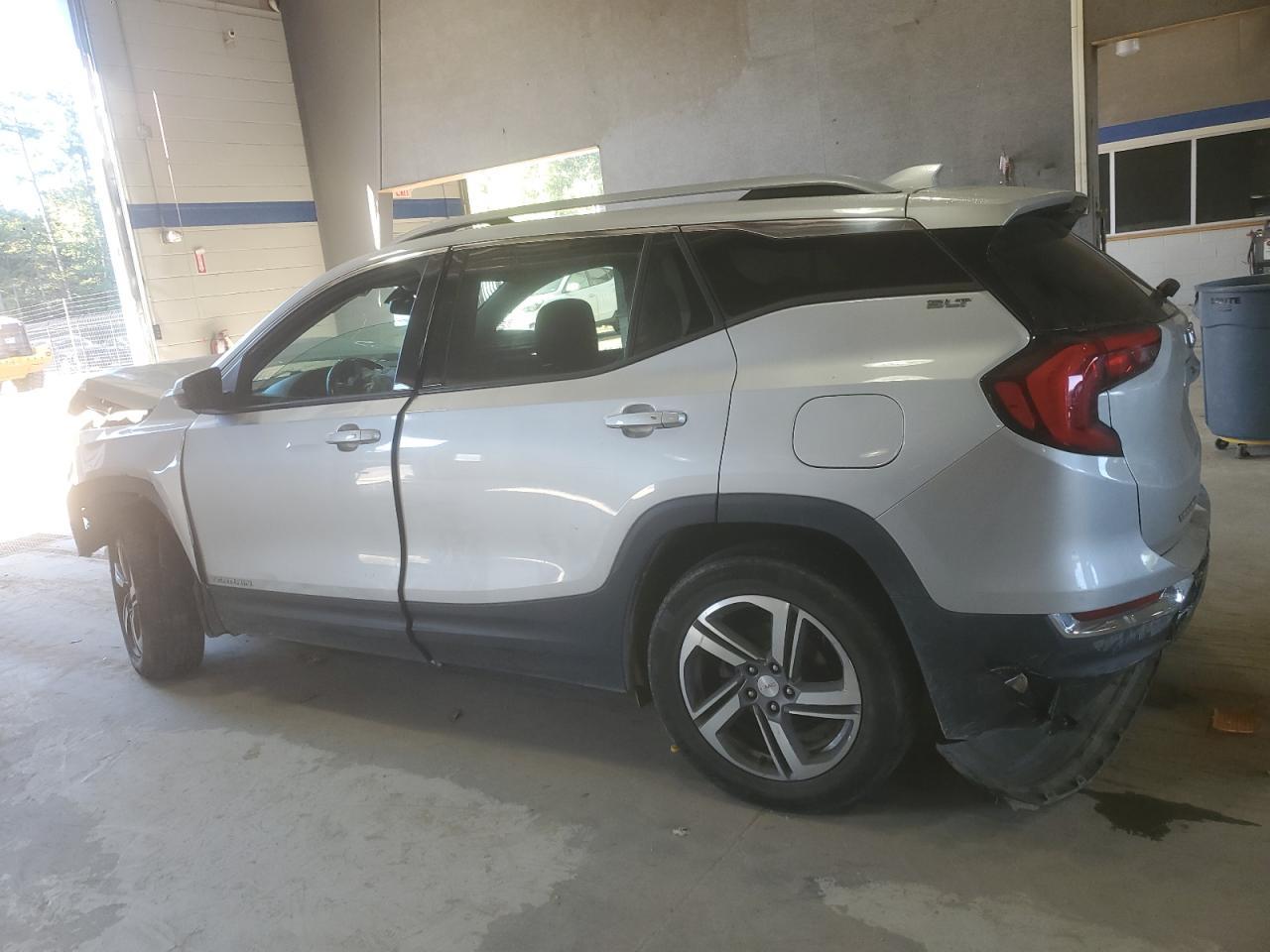 2019 GMC Terrain Slt - Фото 2