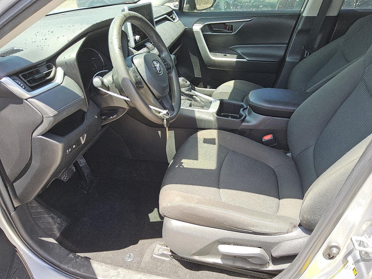 2023 Toyota Rav4 Le - Фото 7