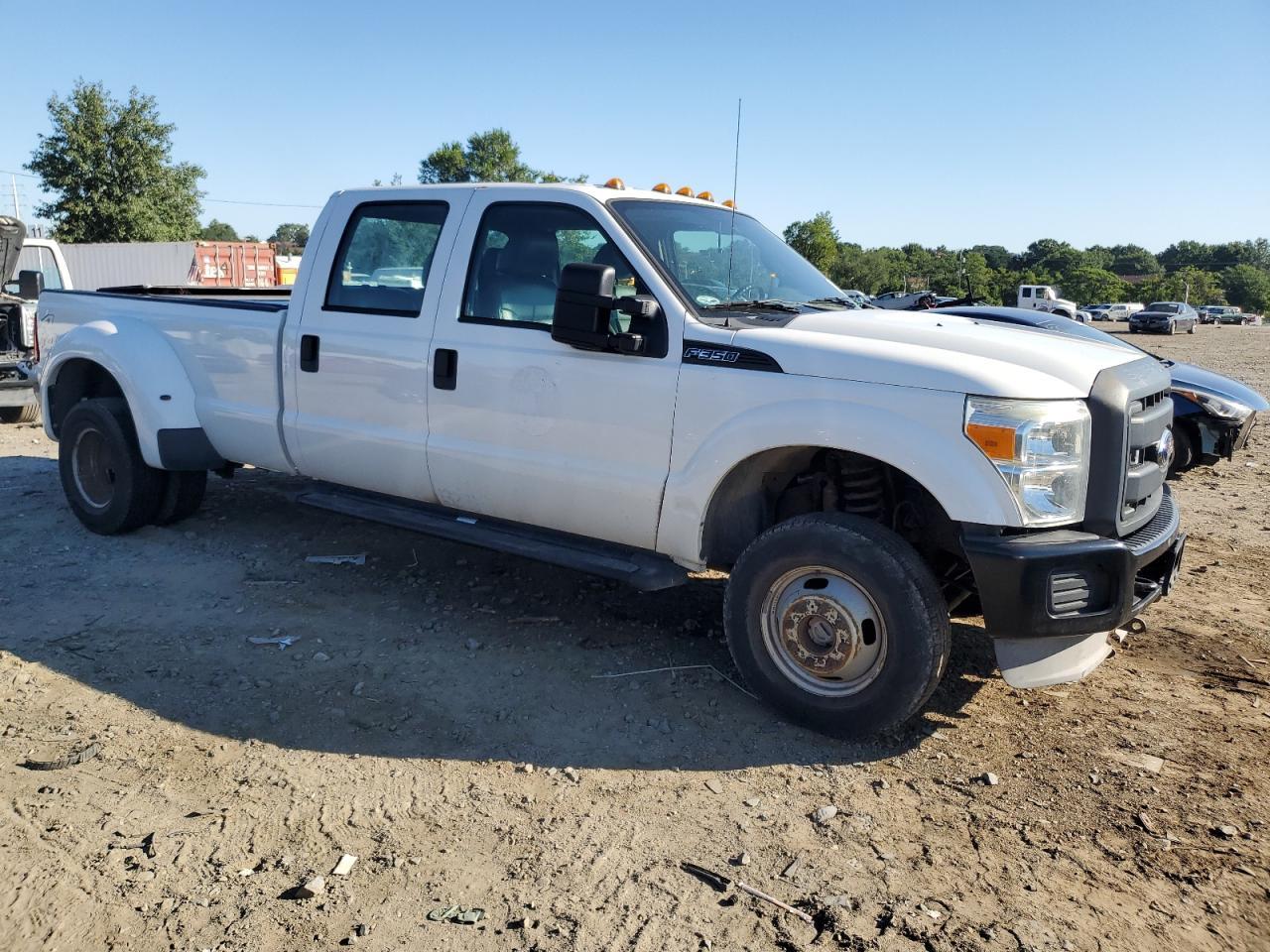 2014 Ford F350 Super Duty - Image 4