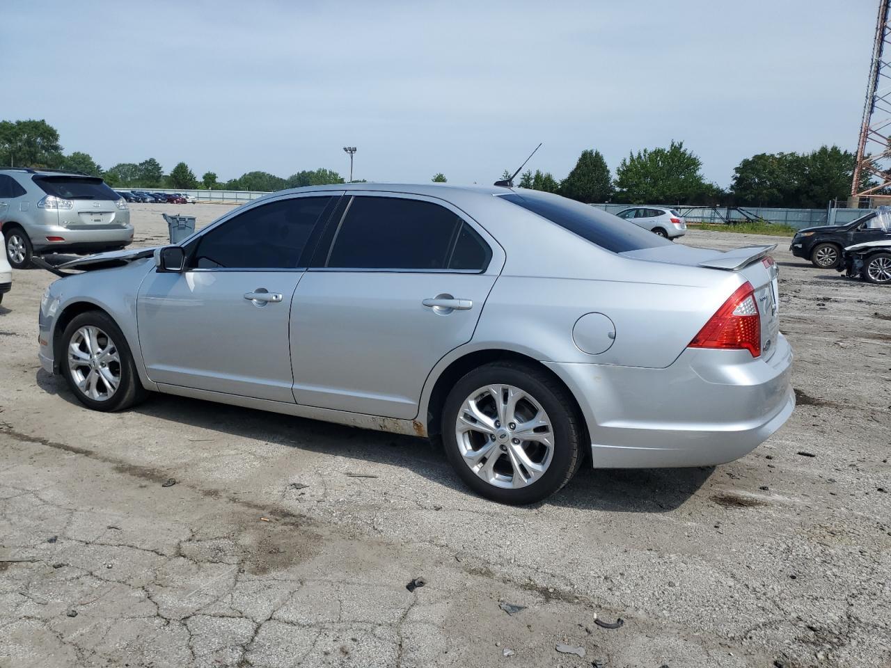 2012 Ford Fusion Se - Фото 2