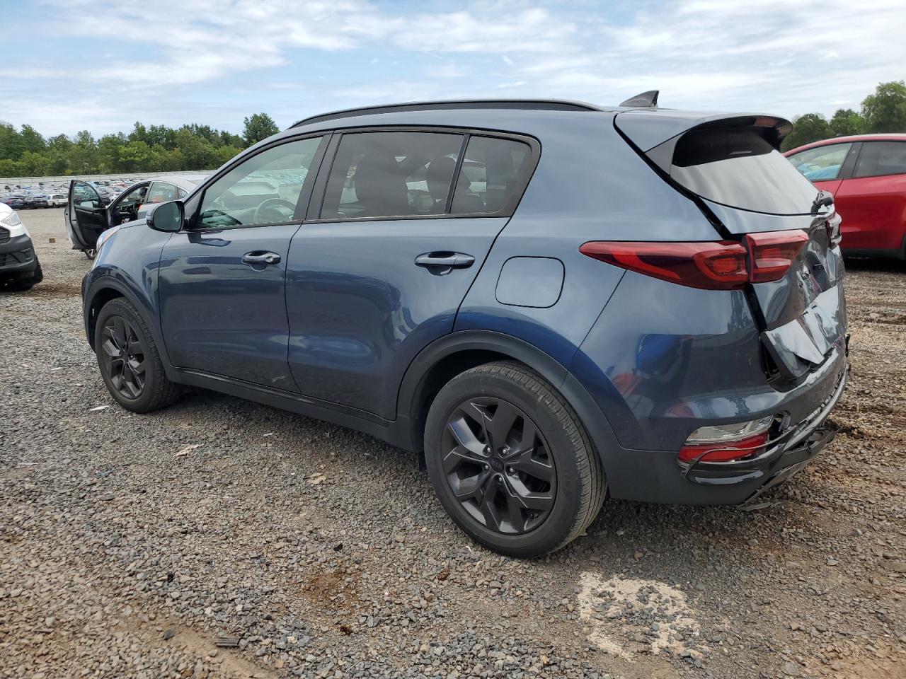 2022 Kia Sportage S - Фото 2