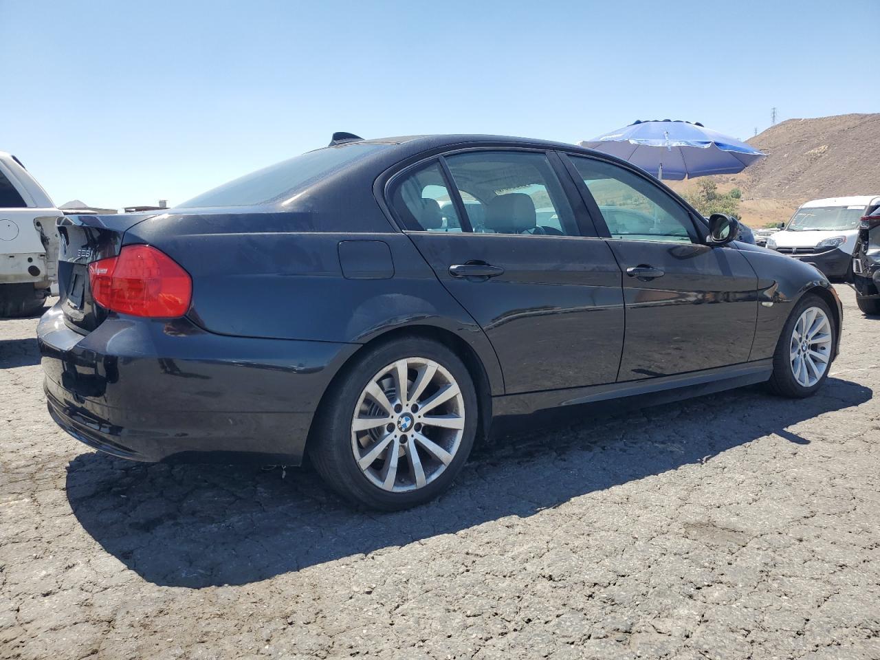 2011 BMW 328 I - Фото 3