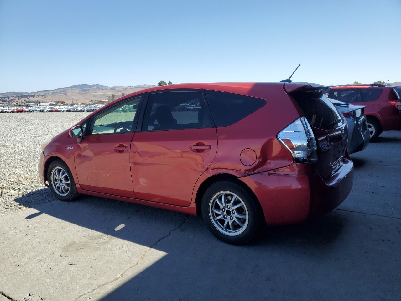 2012 Toyota Prius V - Фото 2