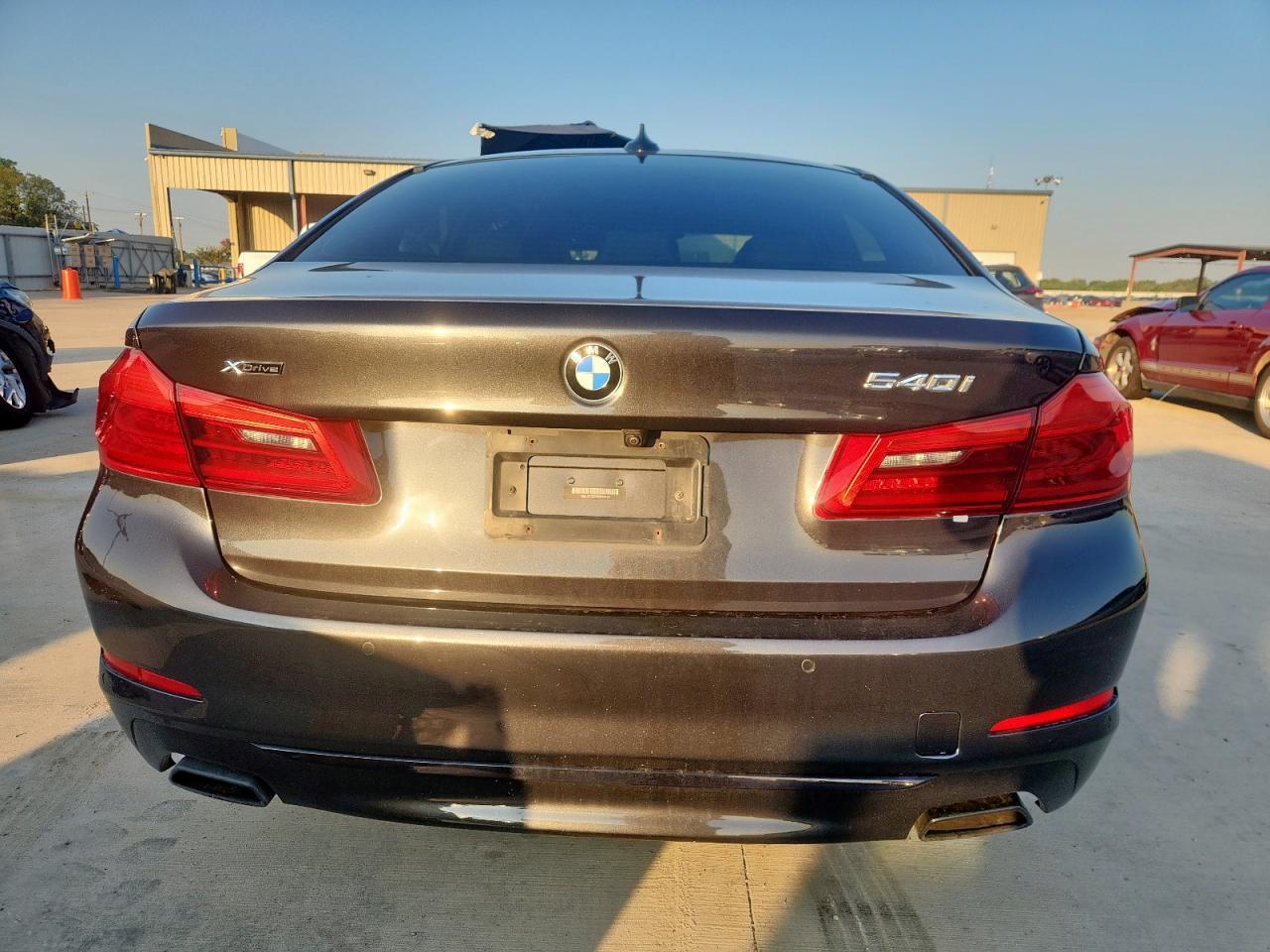 2019 BMW 540 Xi - Фото 6