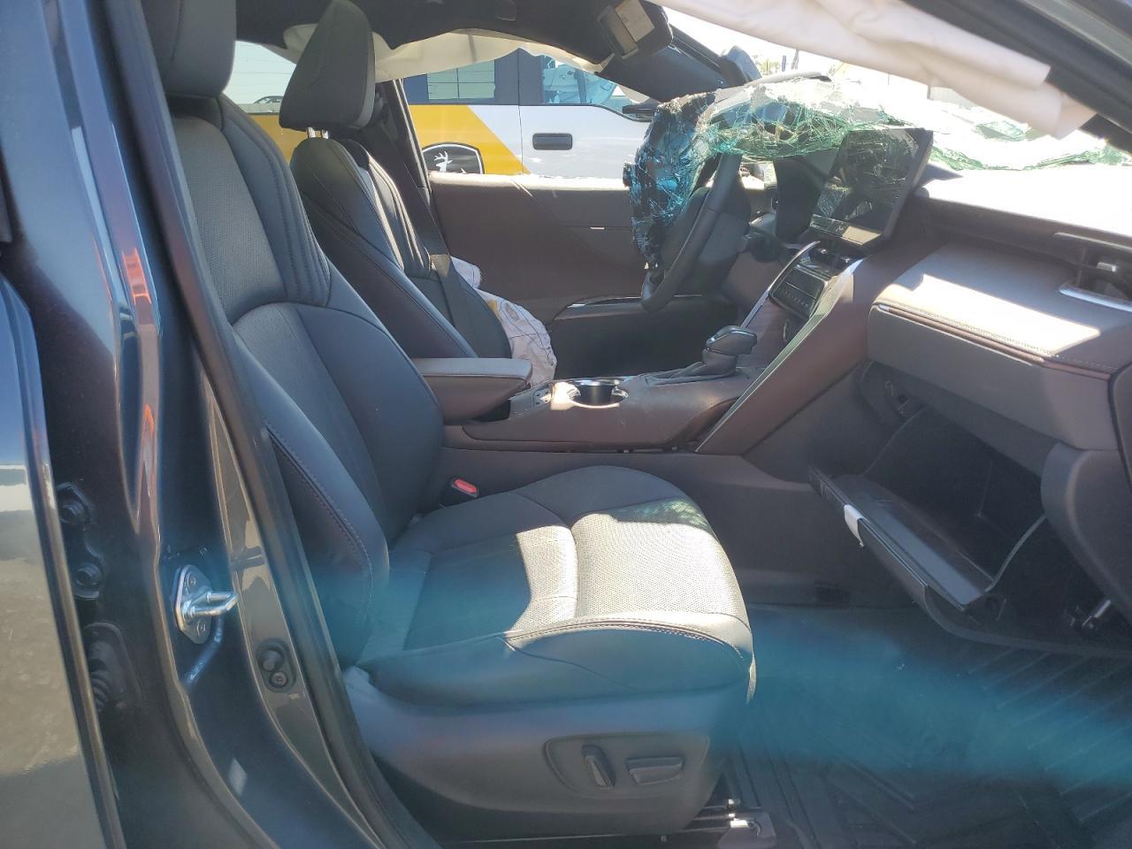 2023 Toyota Venza Le - Фото 7