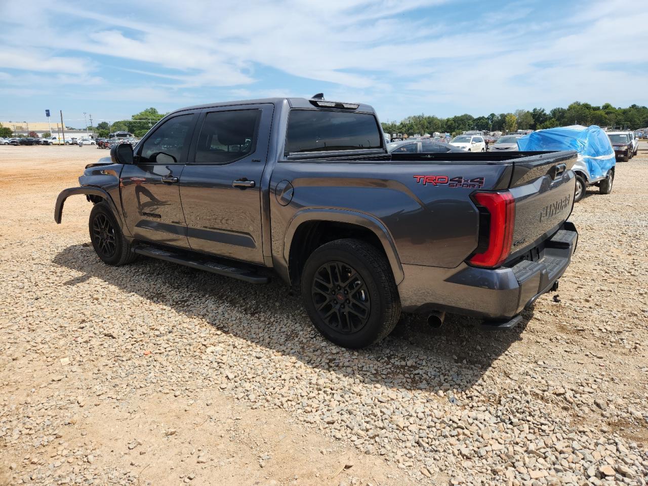 2024 Toyota Tundra Crewmax Sr - Фото 2