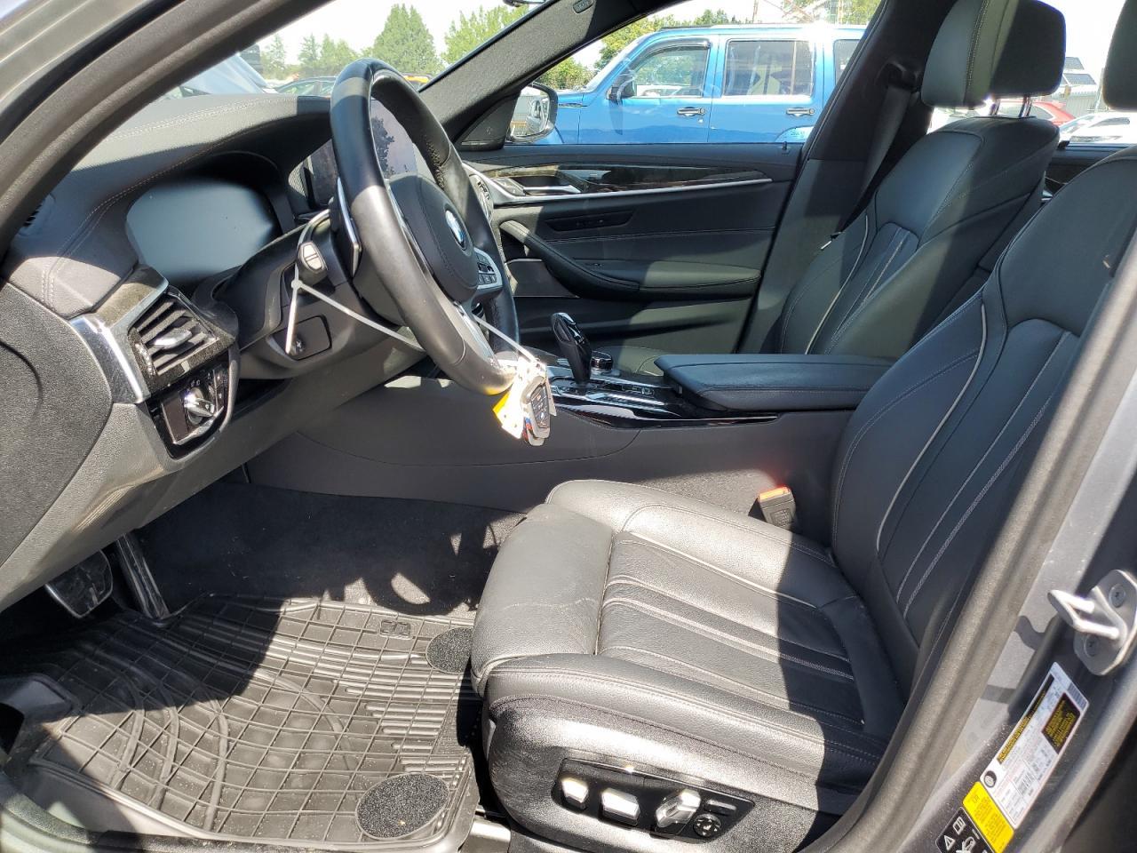 2021 BMW M550Xi - Image 7