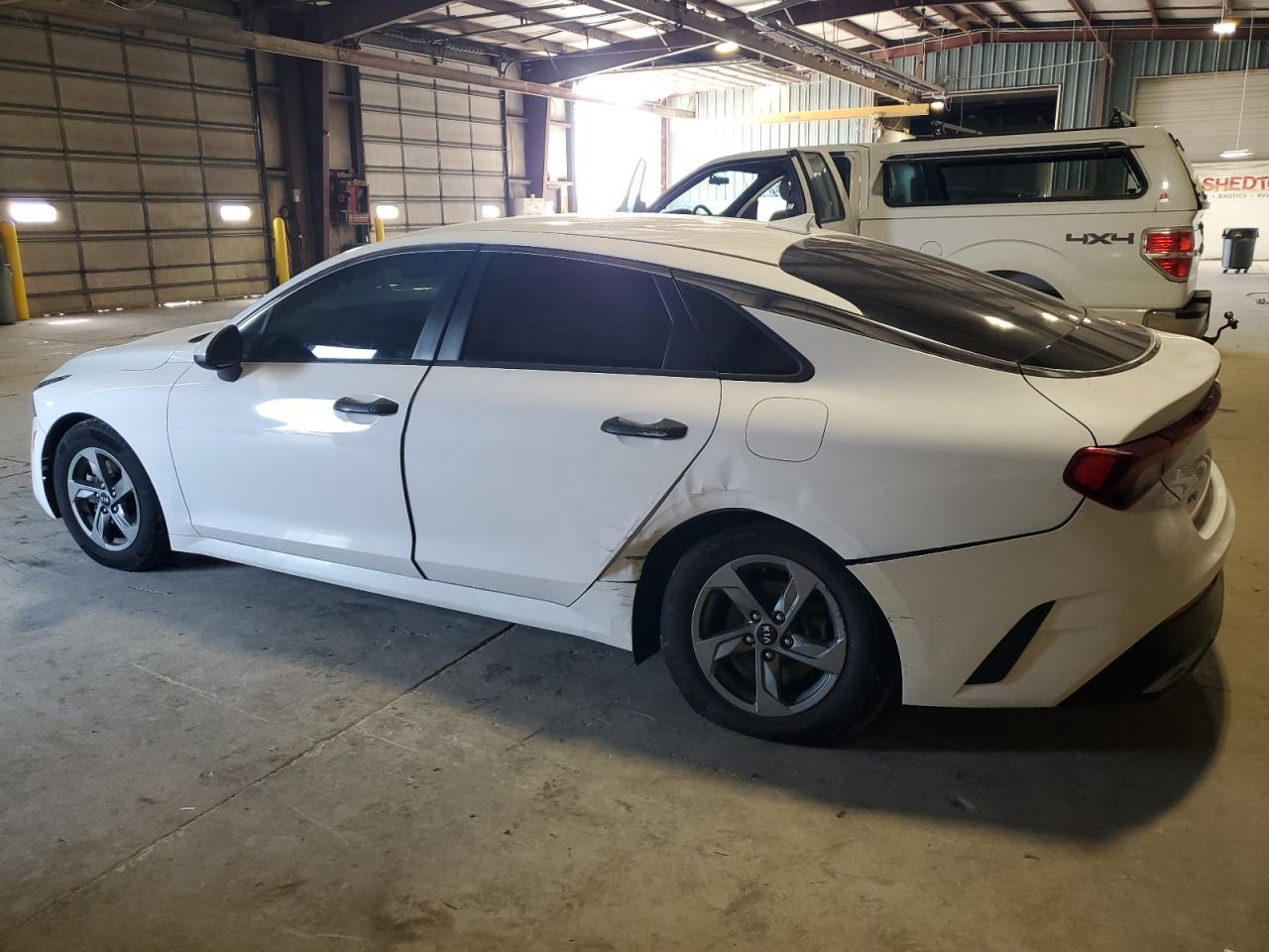 2021 Kia K5 Lxs - Image 2