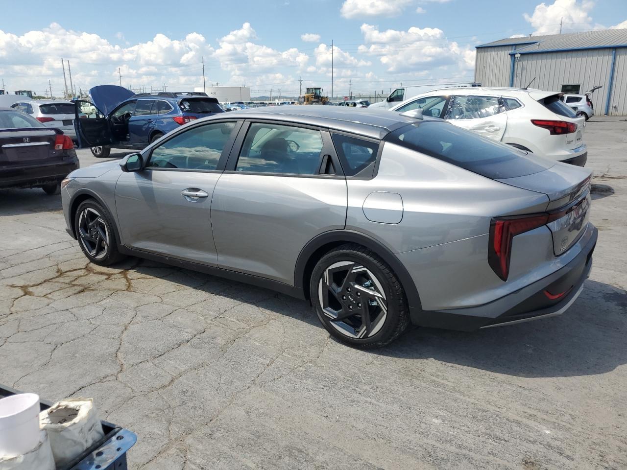 2025 Kia K4 Ex - Фото 2