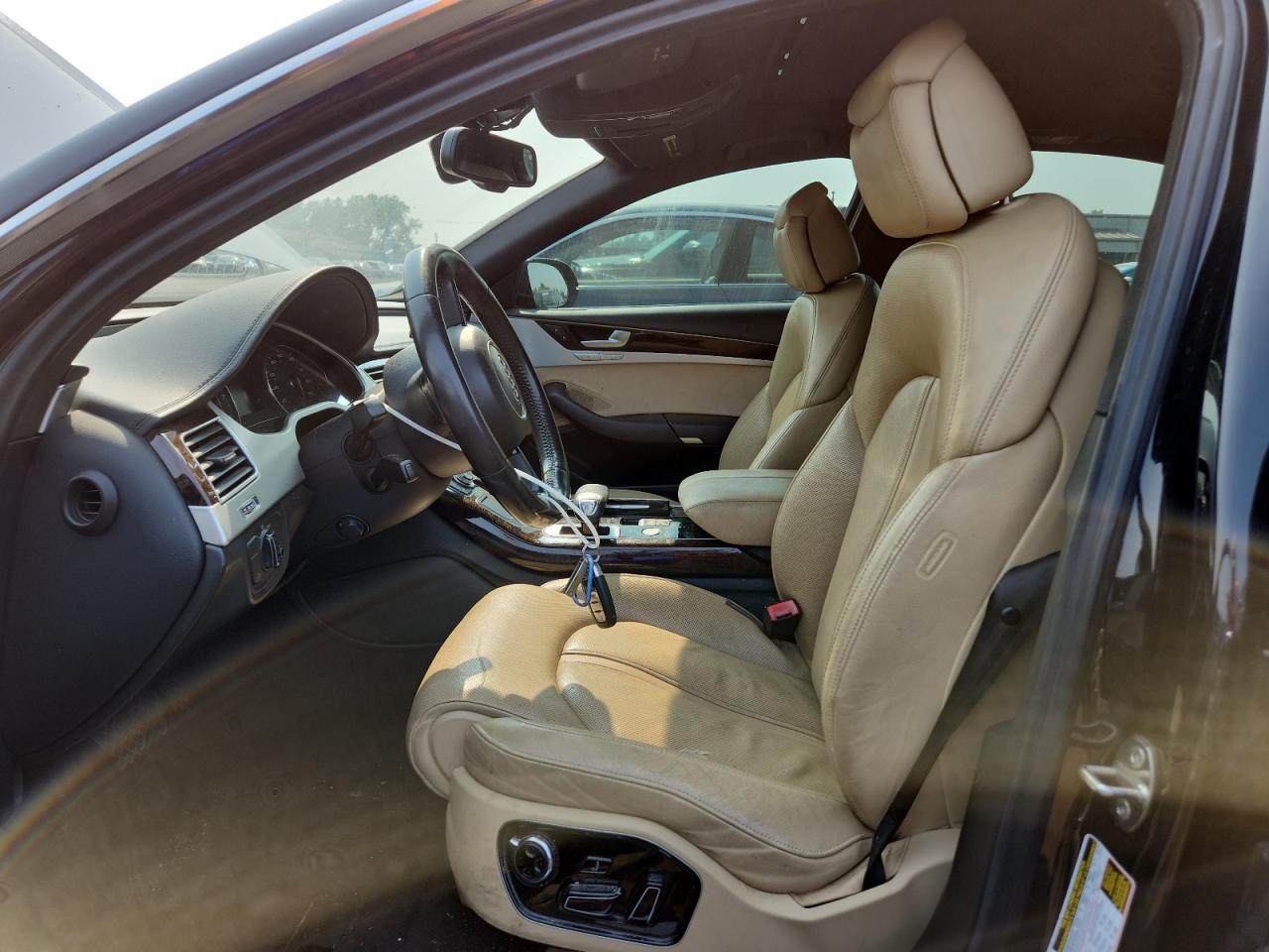 2011 Audi A8 Quattro - Фото 7