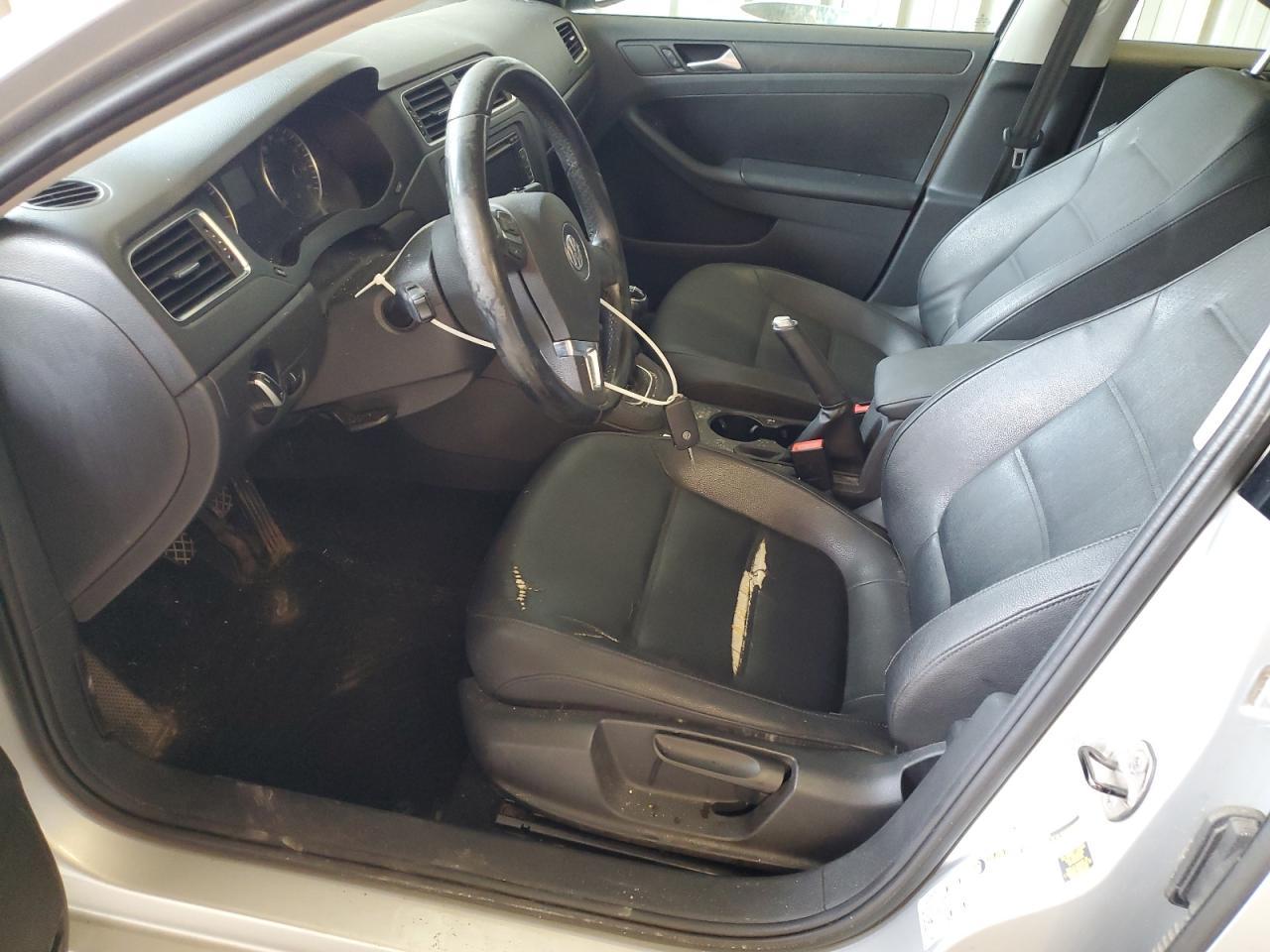 2012 Volkswagen Jetta Se - Image 7