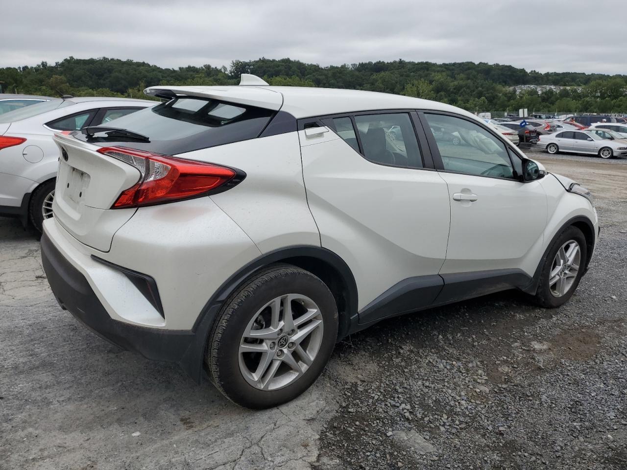 2021 Toyota C-Hr Xle - Image 3