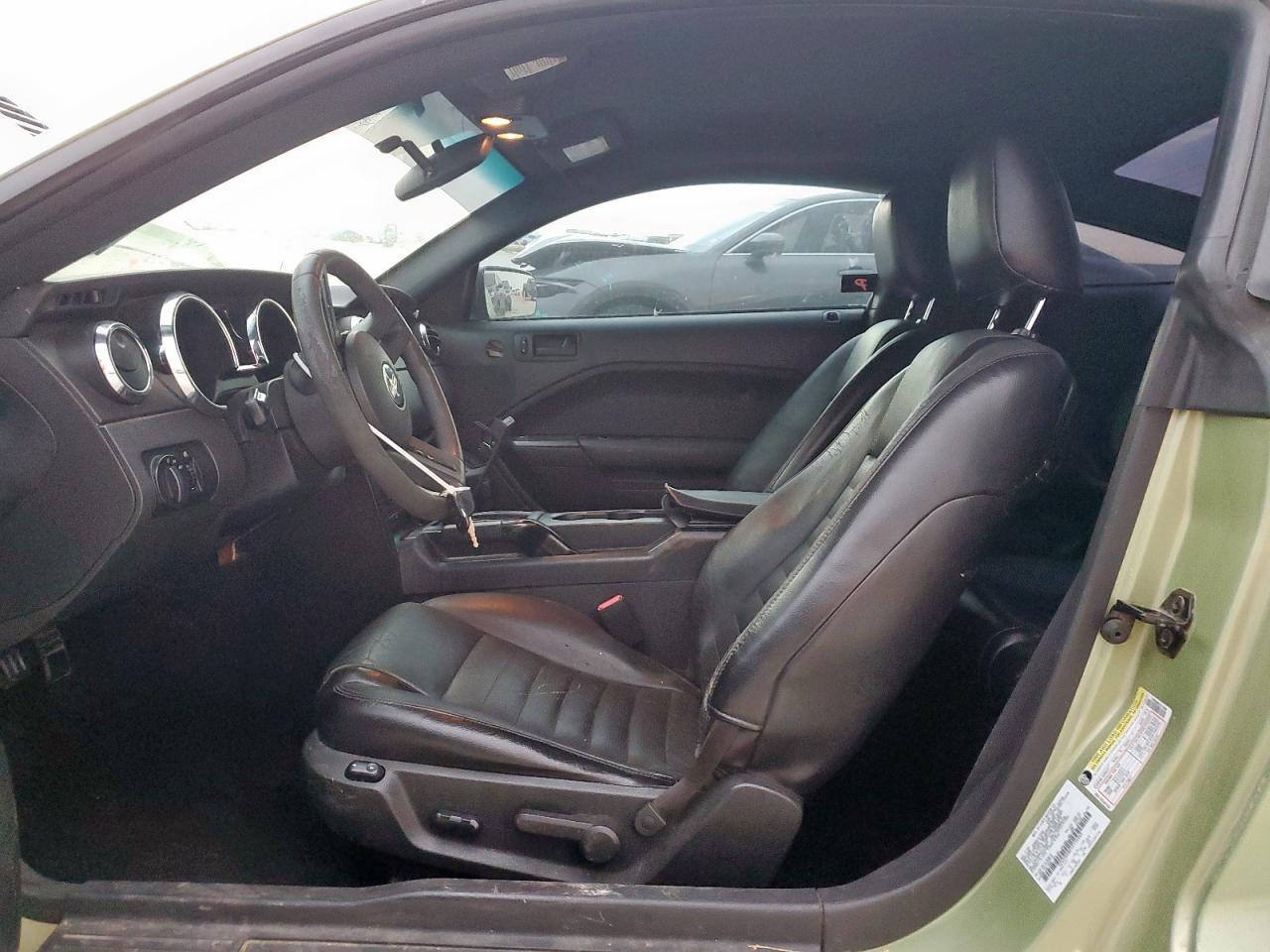 2005 Ford Mustang - Фото 7