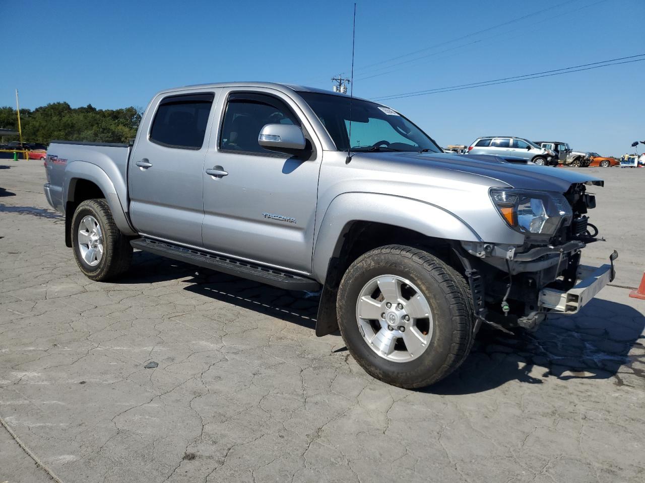 2015 Toyota Tacoma Double Cab - Фото 4