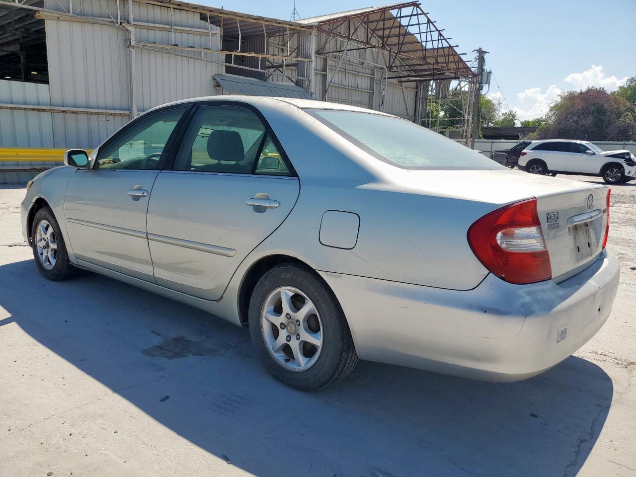 2002 Toyota Camry Le - Image 2