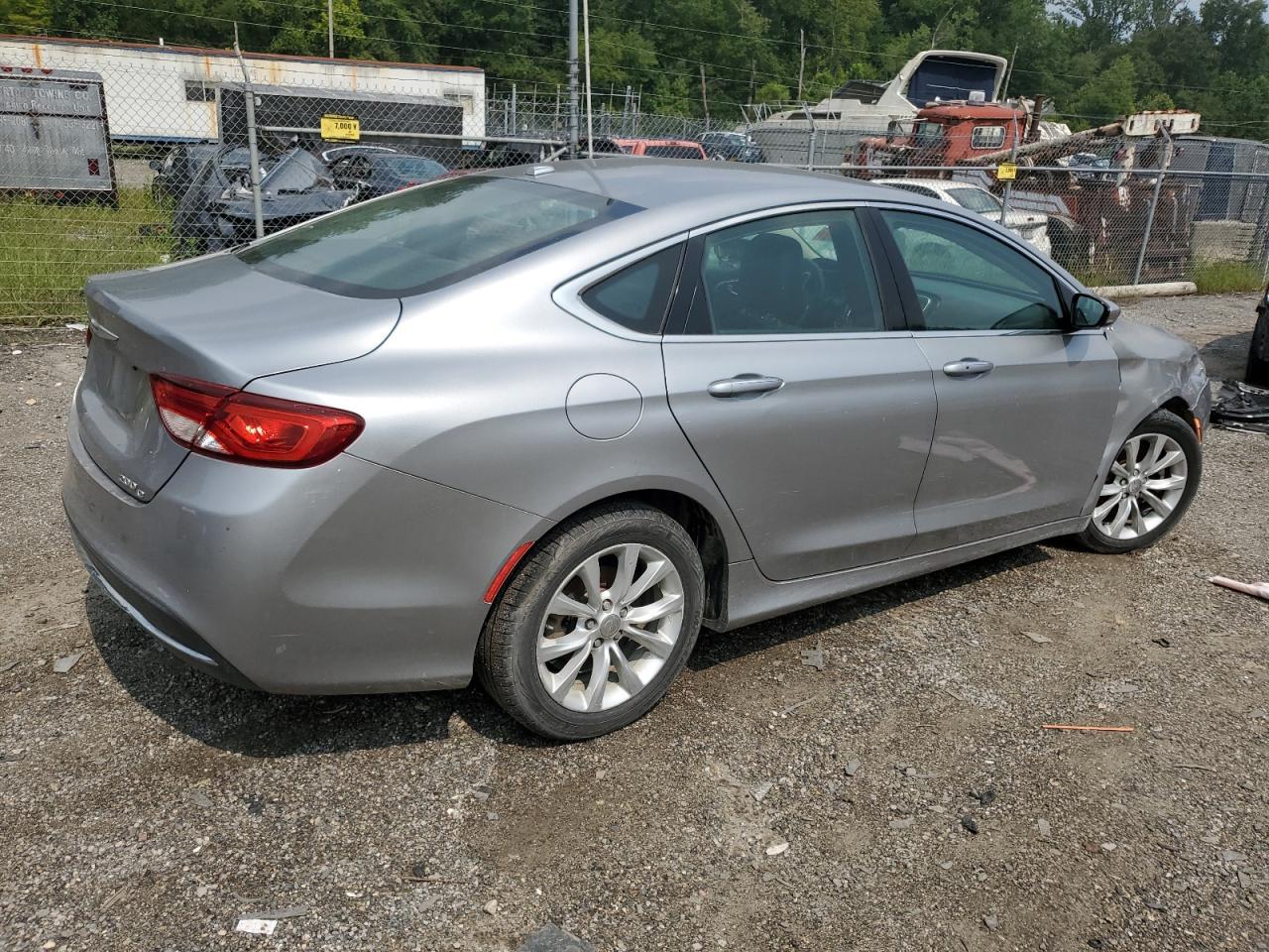2015 Chrysler 200 C - Фото 3