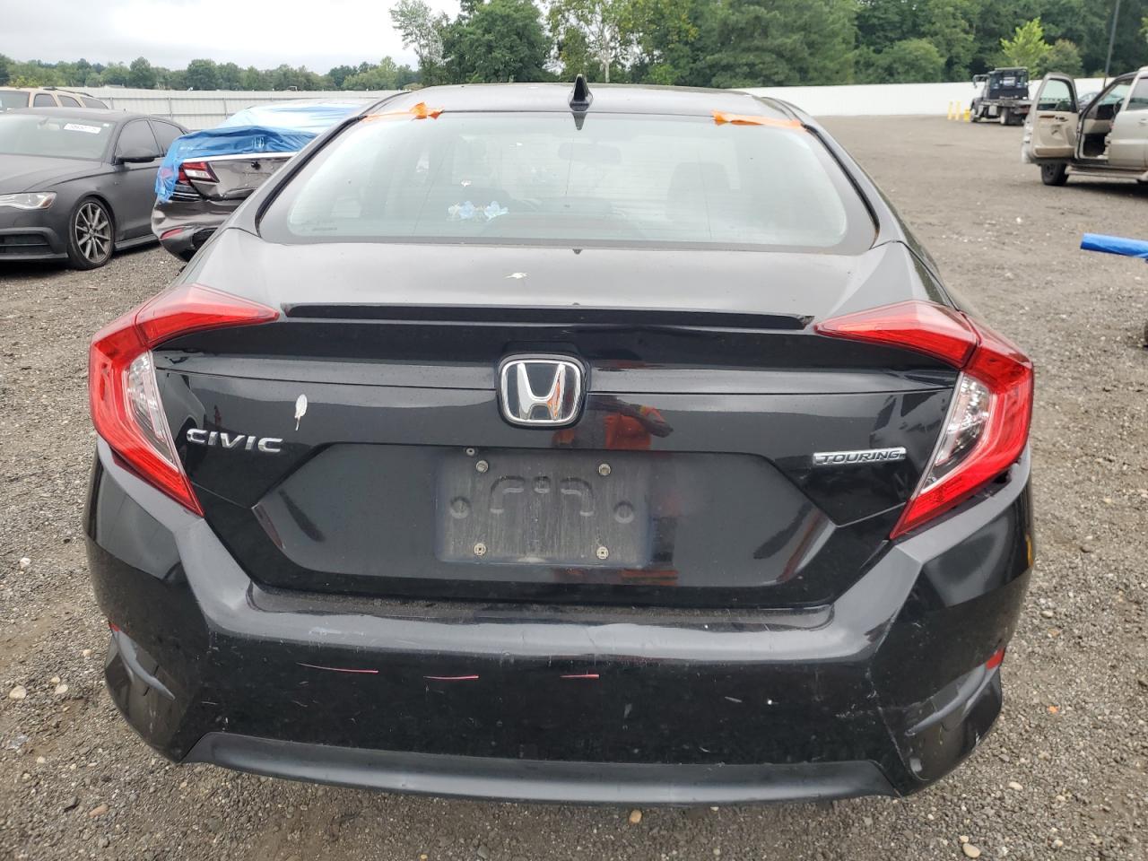 2016 Honda Civic Touring - Фото 6