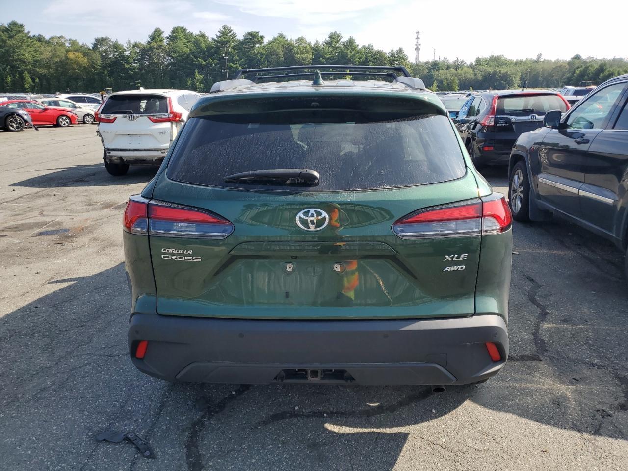 2022 Toyota Corolla Cross Xle - Фото 6