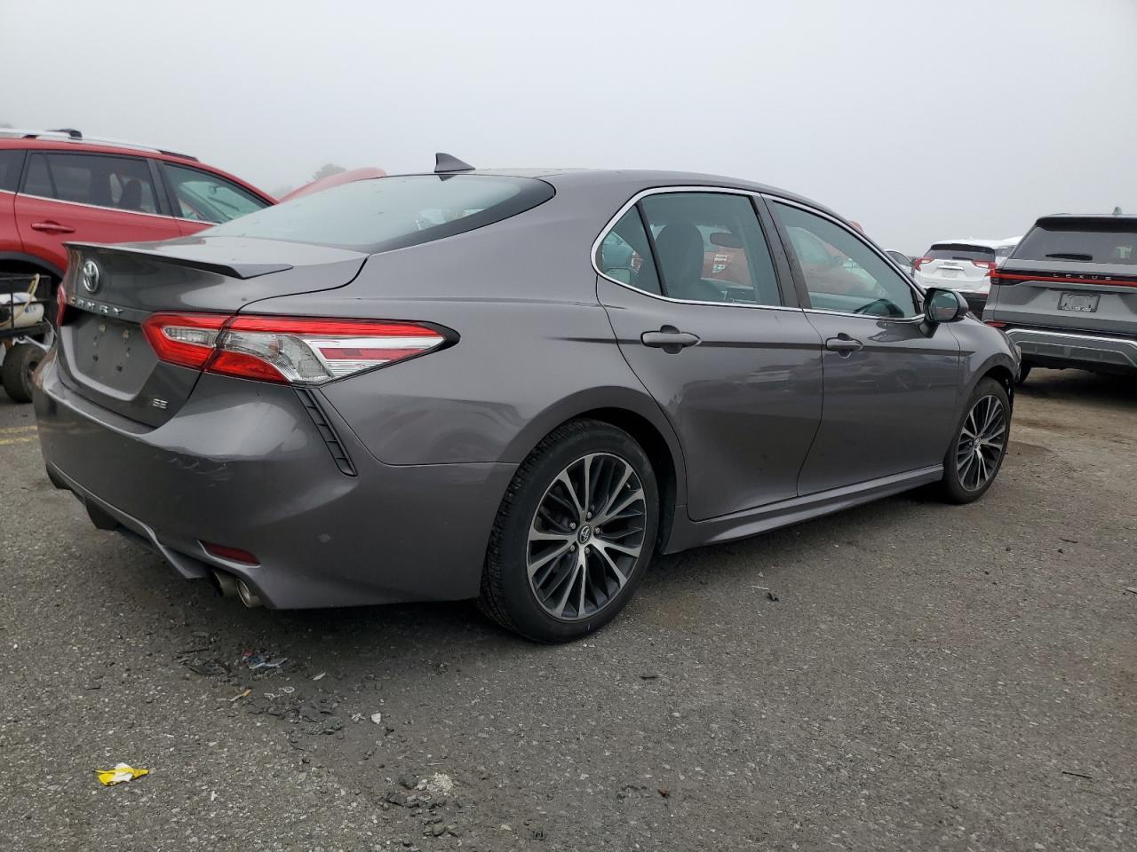2019 Toyota Camry L - Фото 3