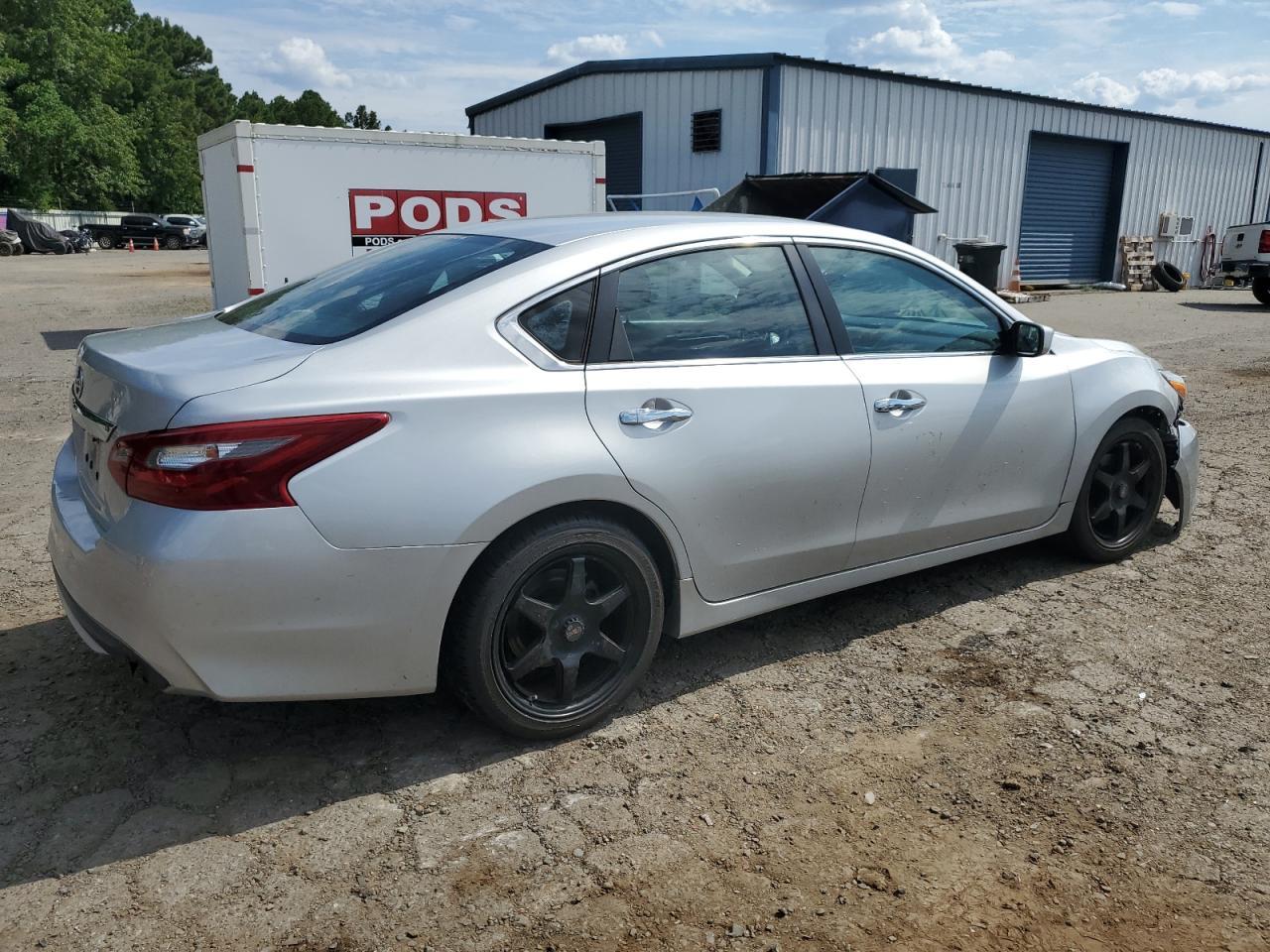 2018 Nissan Altima 2.5 S - Image 3