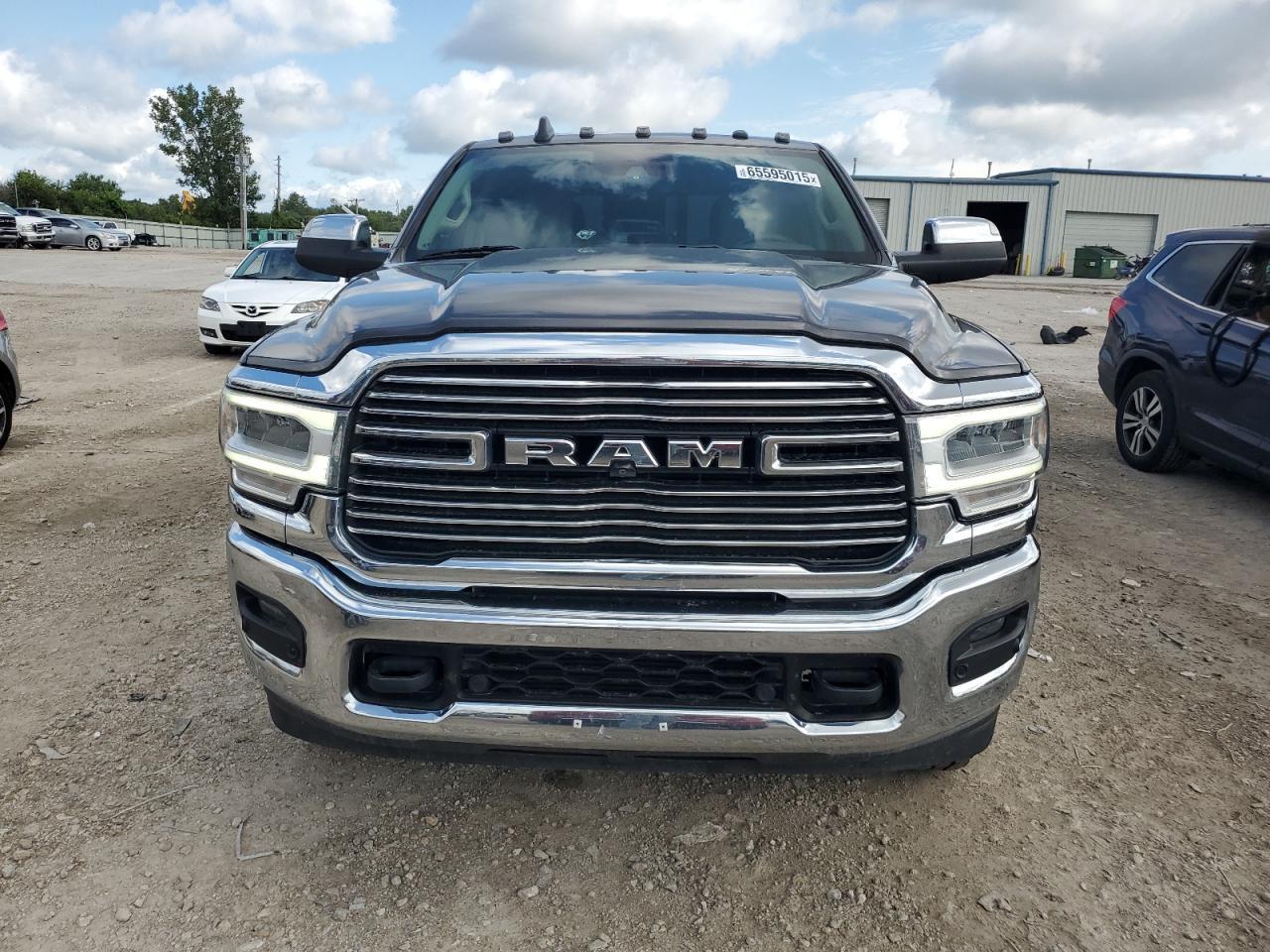 2019 Ram 3500 Laramie - Image 5