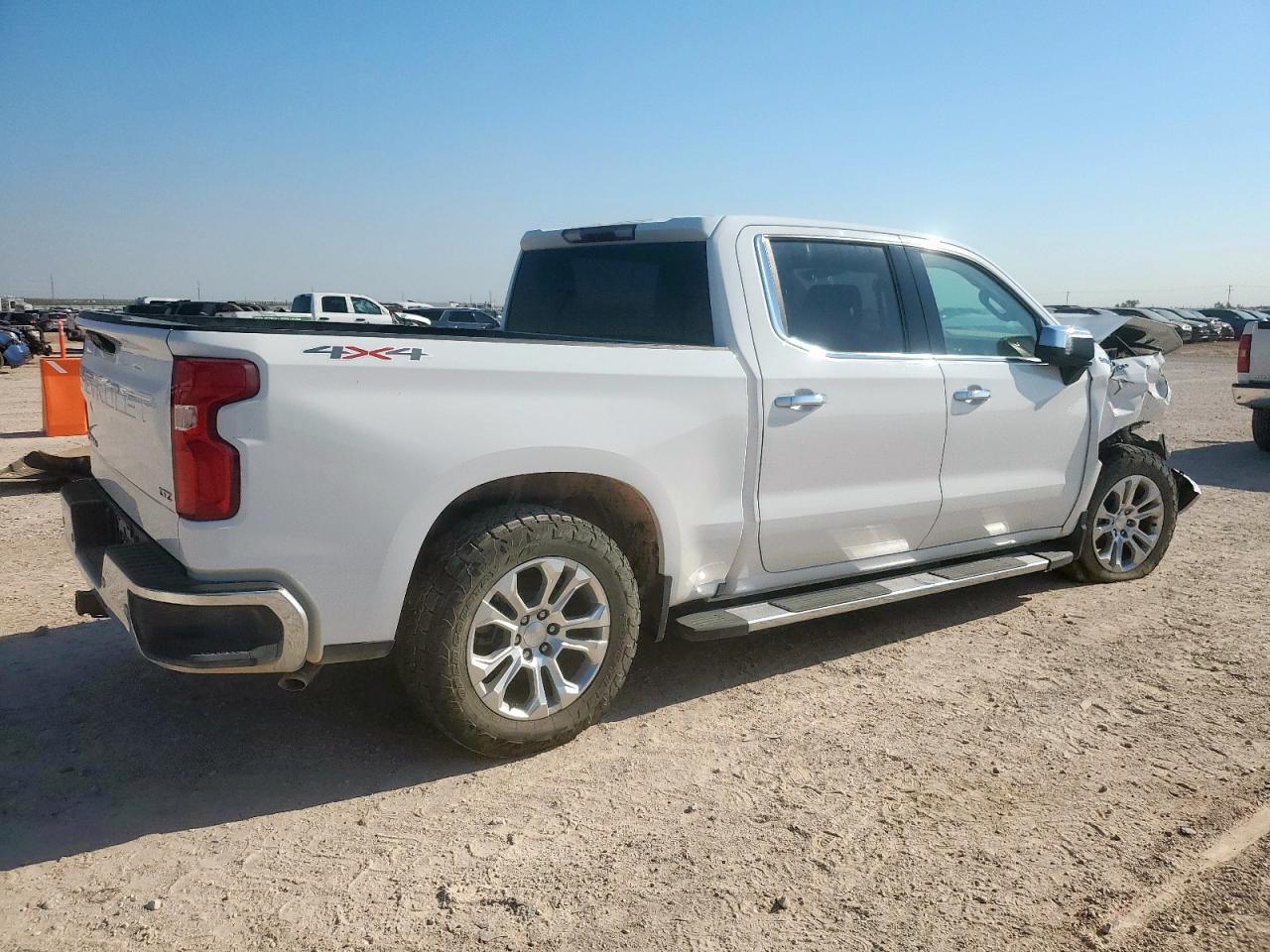 2023 Chevrolet Silverado K1500 Ltz - Фото 3